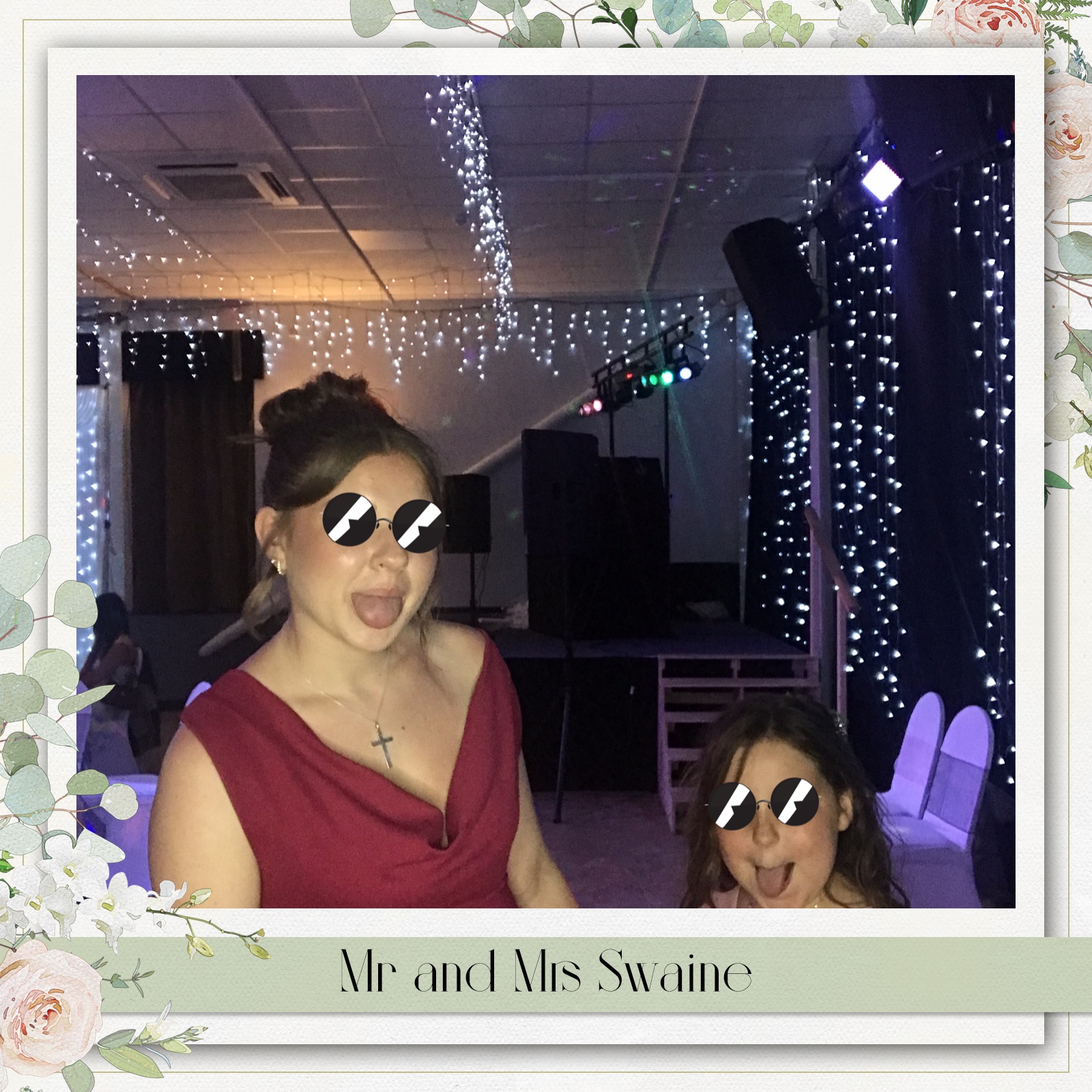 Mr and Mrs Swaine | View more photos from the event at gallery.blissbooth.co.uk/u/BlissBooth/Mr-and-Mrs-Swaine