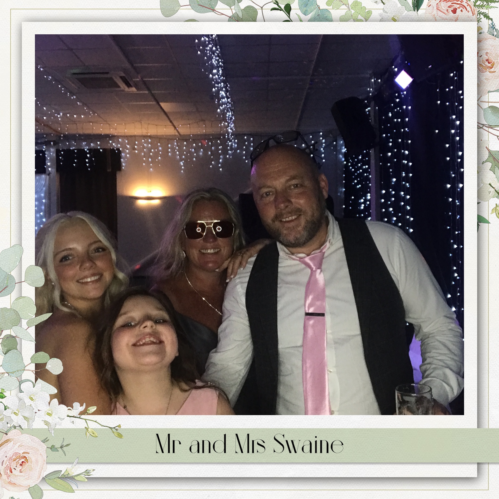 Mr and Mrs Swaine | View more photos from the event at gallery.blissbooth.co.uk/u/BlissBooth/Mr-and-Mrs-Swaine