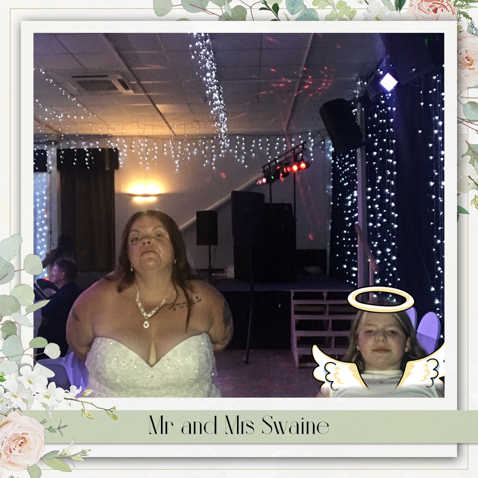 Mr and Mrs Swaine | View more photos from the event at gallery.blissbooth.co.uk/u/BlissBooth/Mr-and-Mrs-Swaine