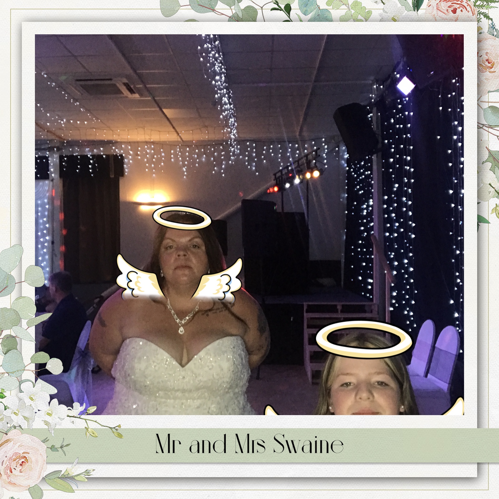Mr and Mrs Swaine | View more photos from the event at gallery.blissbooth.co.uk/u/BlissBooth/Mr-and-Mrs-Swaine