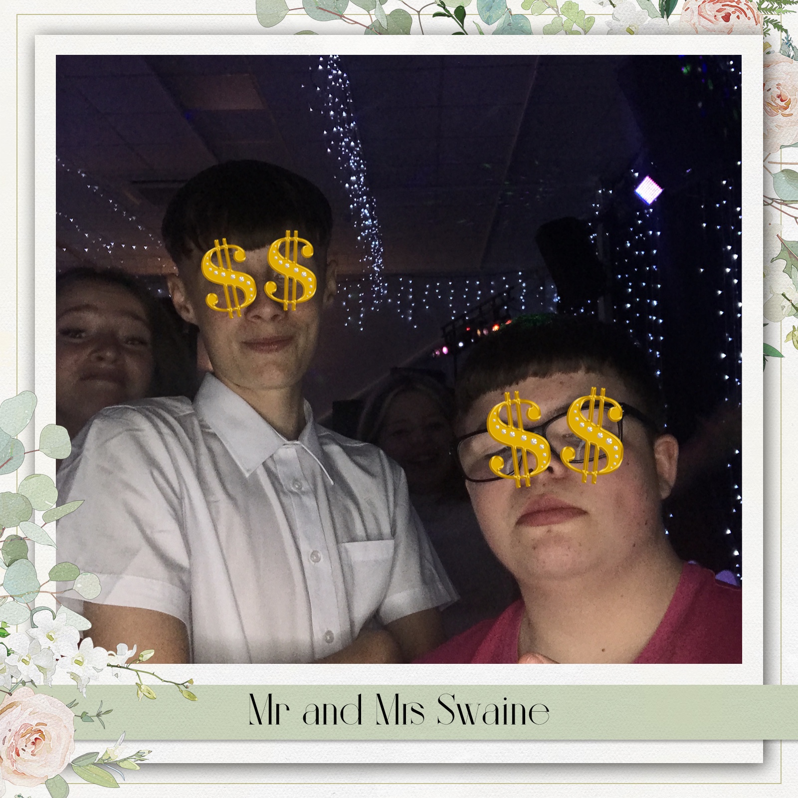 Mr and Mrs Swaine | View more photos from the event at gallery.blissbooth.co.uk/u/BlissBooth/Mr-and-Mrs-Swaine