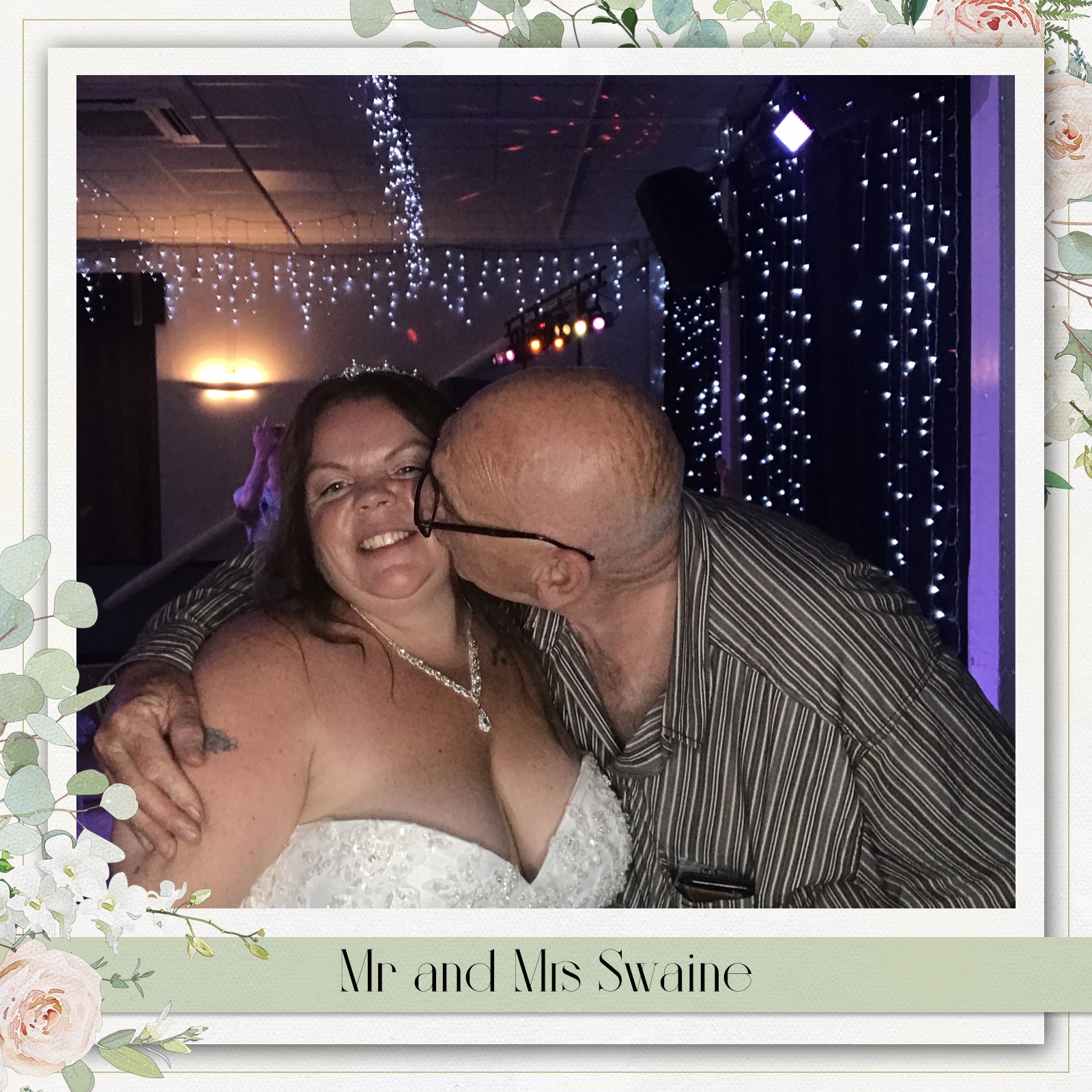 Mr and Mrs Swaine | View more photos from the event at gallery.blissbooth.co.uk/u/BlissBooth/Mr-and-Mrs-Swaine