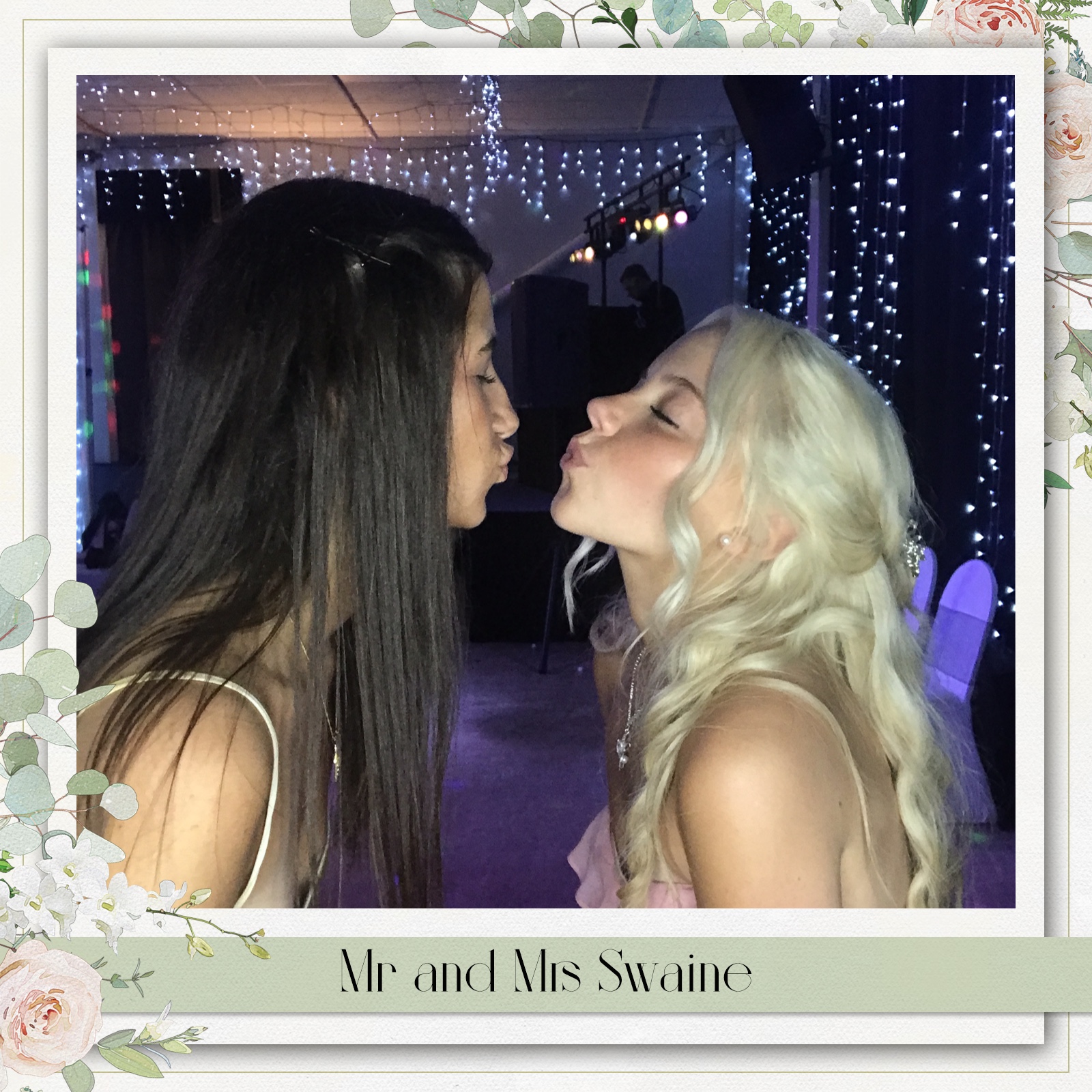 Mr and Mrs Swaine | View more photos from the event at gallery.blissbooth.co.uk/u/BlissBooth/Mr-and-Mrs-Swaine