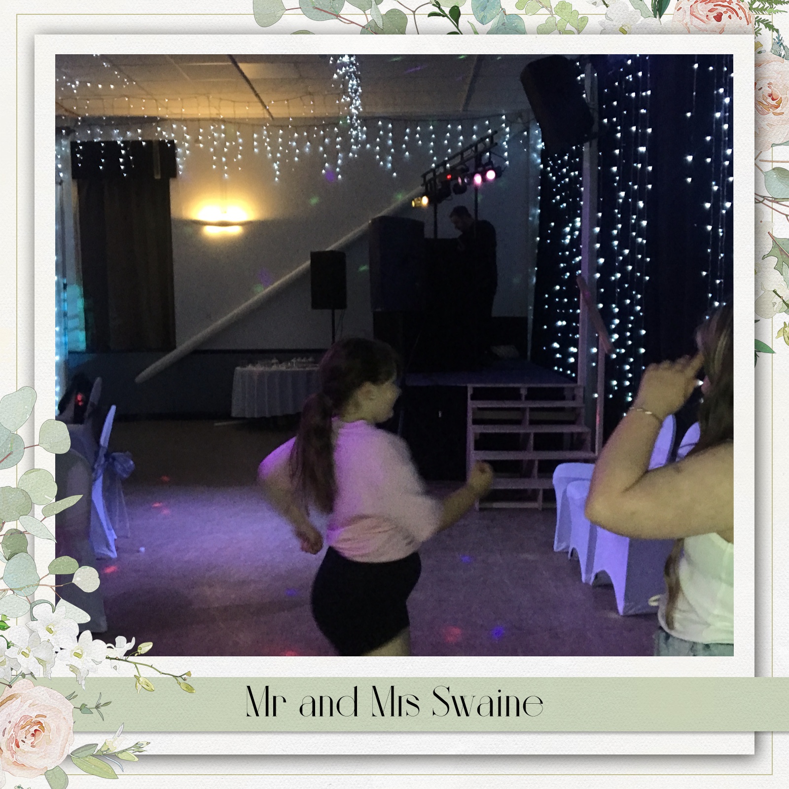 Mr and Mrs Swaine | View more photos from the event at gallery.blissbooth.co.uk/u/BlissBooth/Mr-and-Mrs-Swaine
