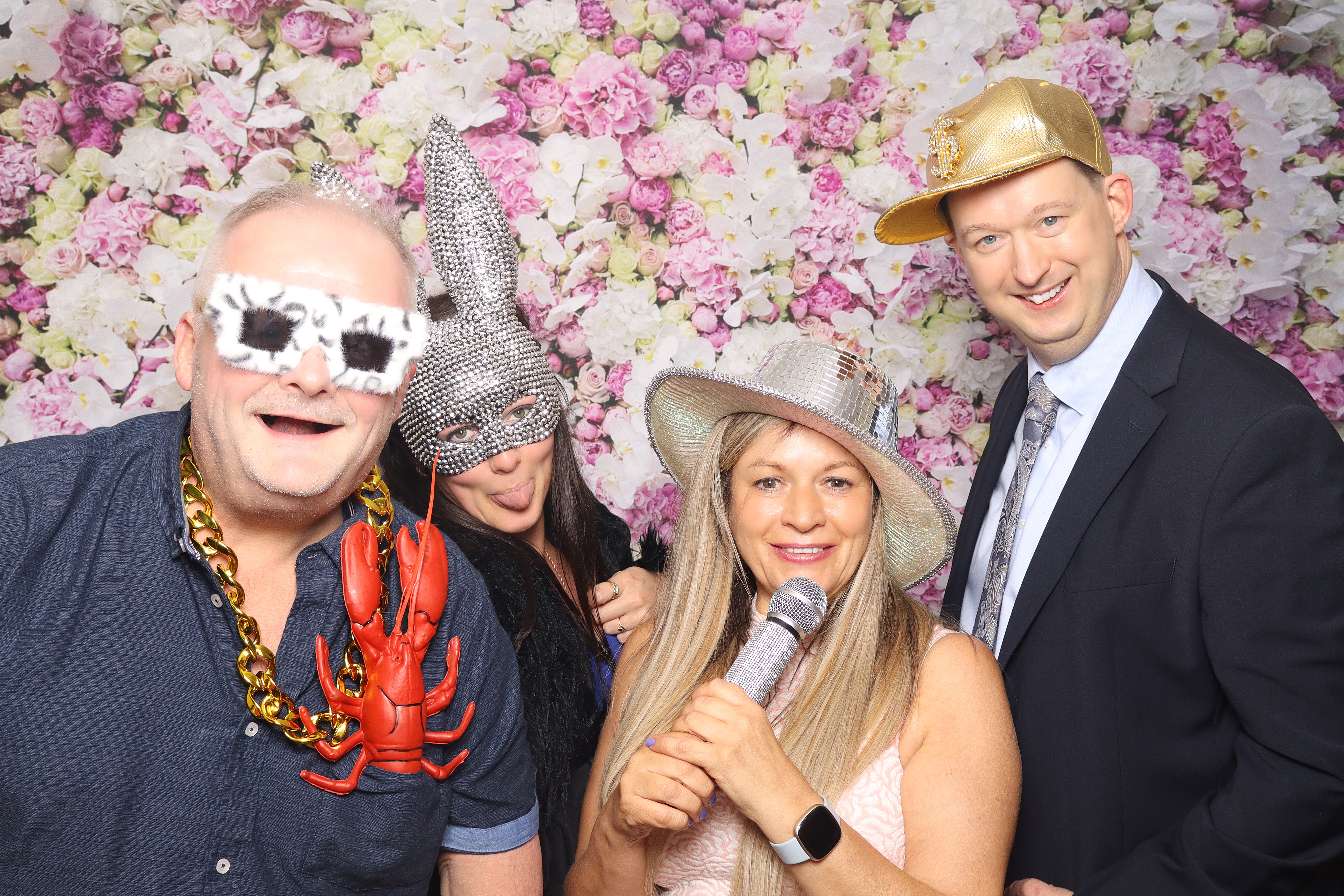 Becky and Kevin | View more photos from the event at gallery.blissbooth.co.uk/u/BlissBooth/Becky-and-Kevin