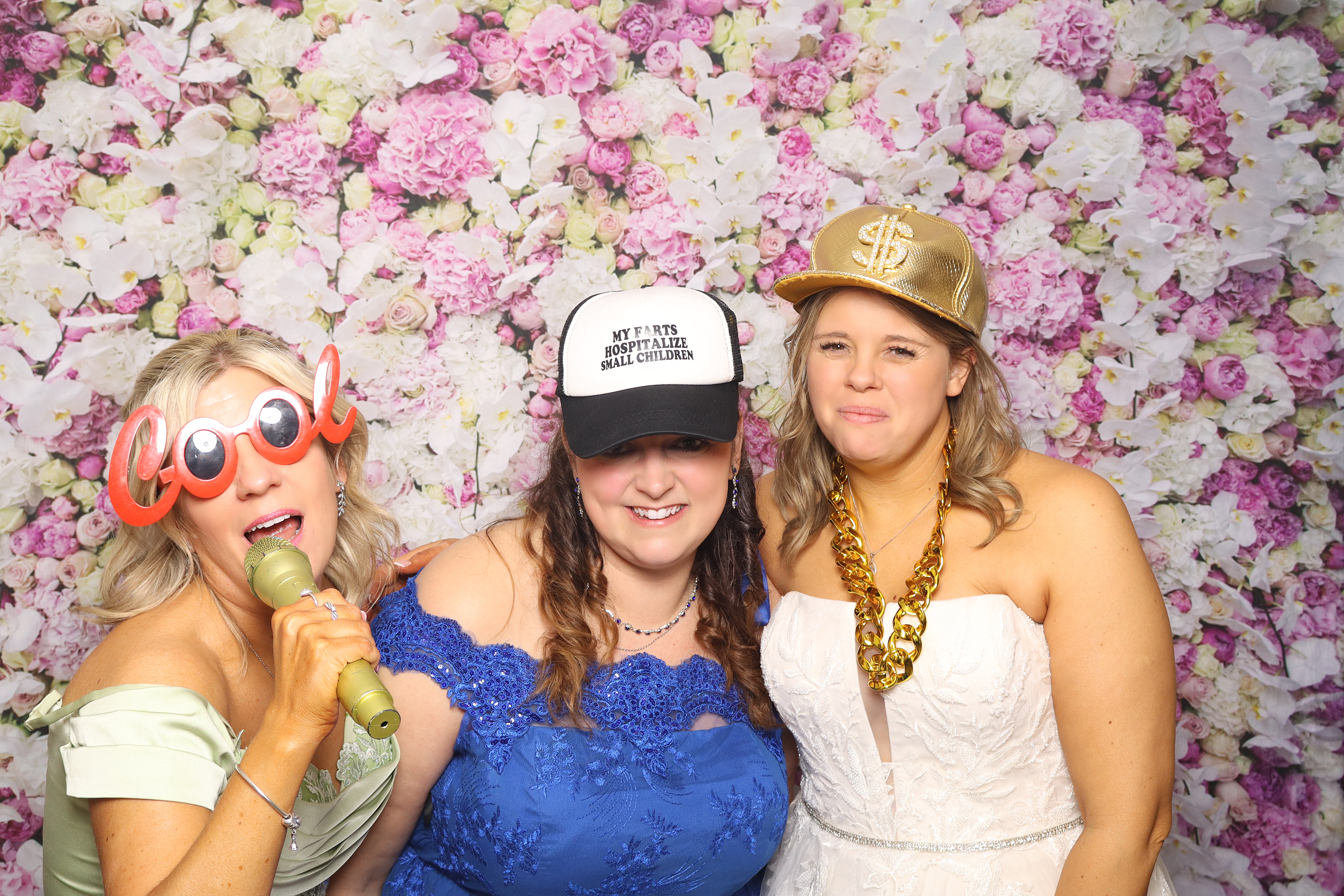 Becky and Kevin | View more photos from the event at gallery.blissbooth.co.uk/u/BlissBooth/Becky-and-Kevin