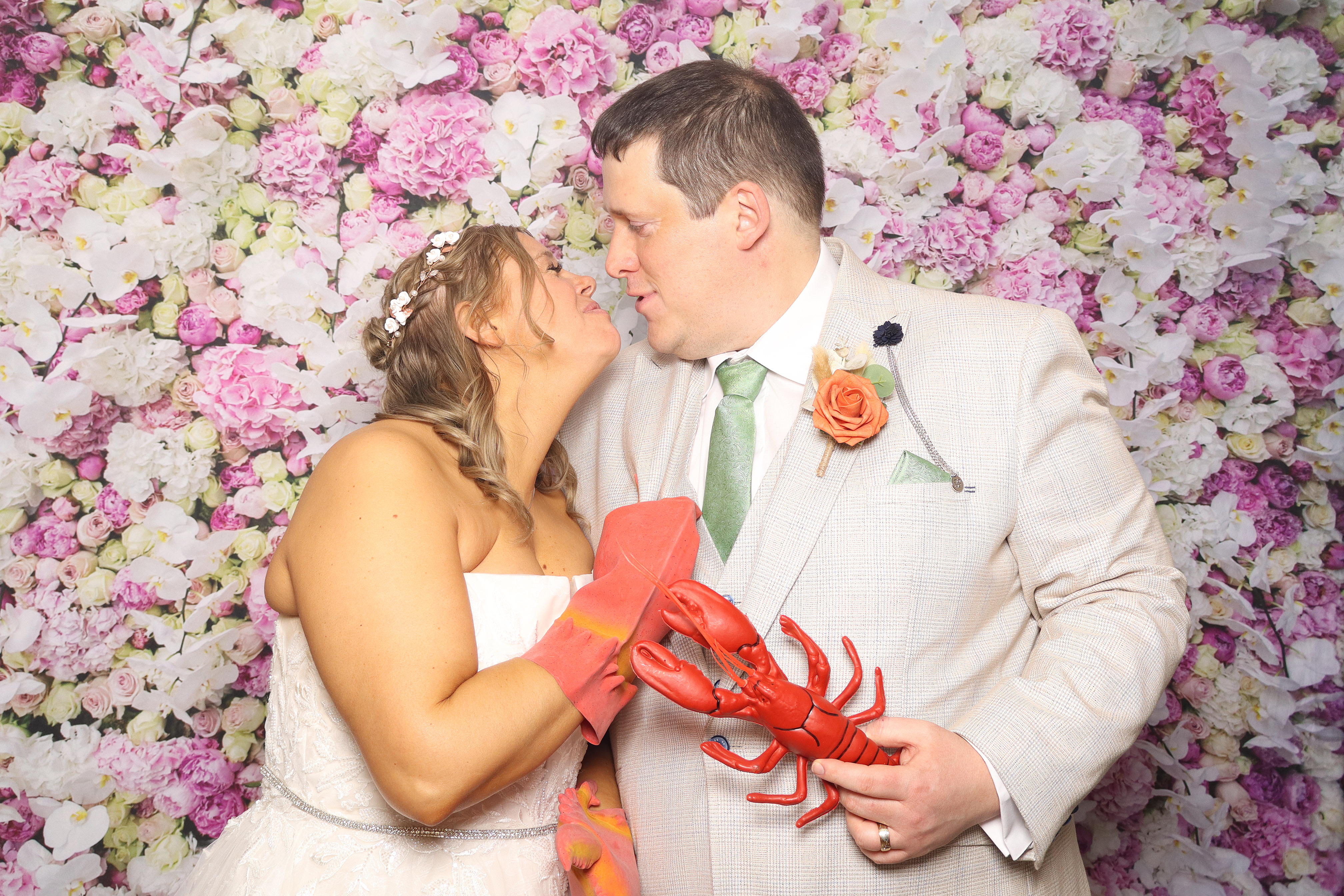 Becky and Kevin | View more photos from the event at gallery.blissbooth.co.uk/u/BlissBooth/Becky-and-Kevin