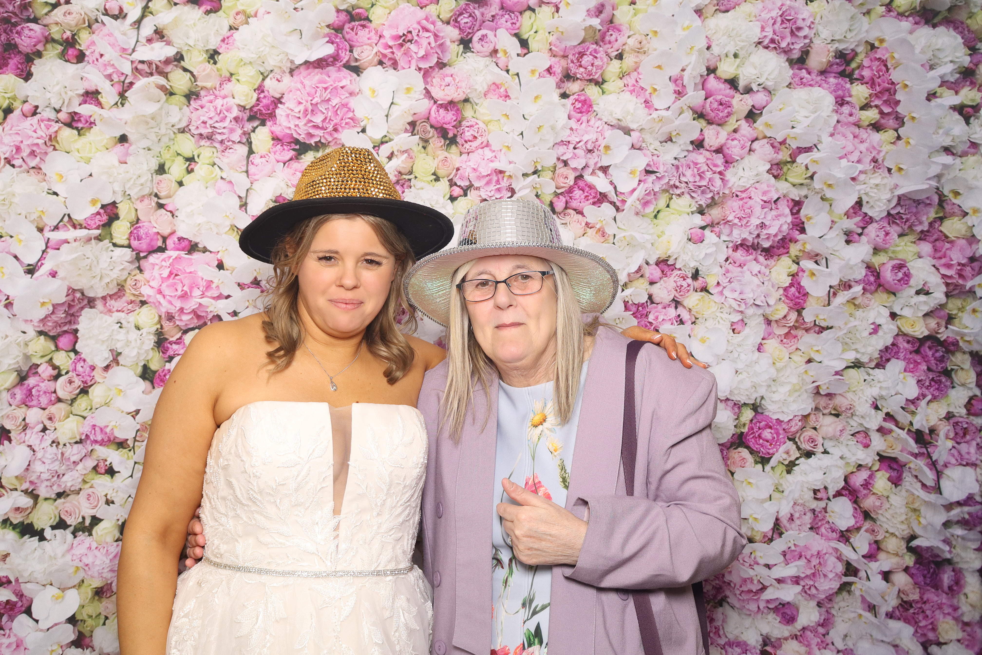 Becky and Kevin | View more photos from the event at gallery.blissbooth.co.uk/u/BlissBooth/Becky-and-Kevin