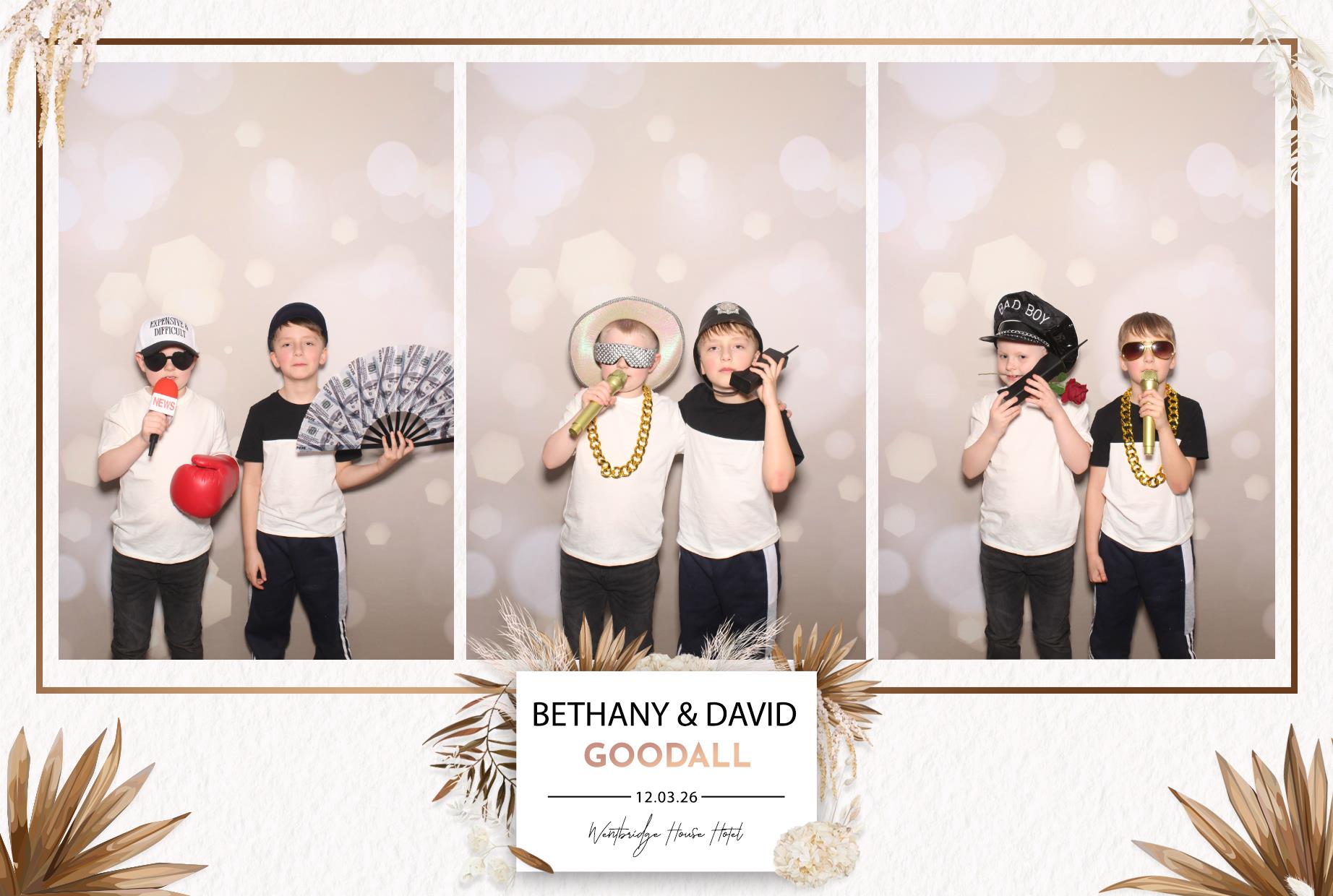 Bethany and David | View more photos from the event at gallery.blissbooth.co.uk/u/BlissBooth/Bethany-and-David