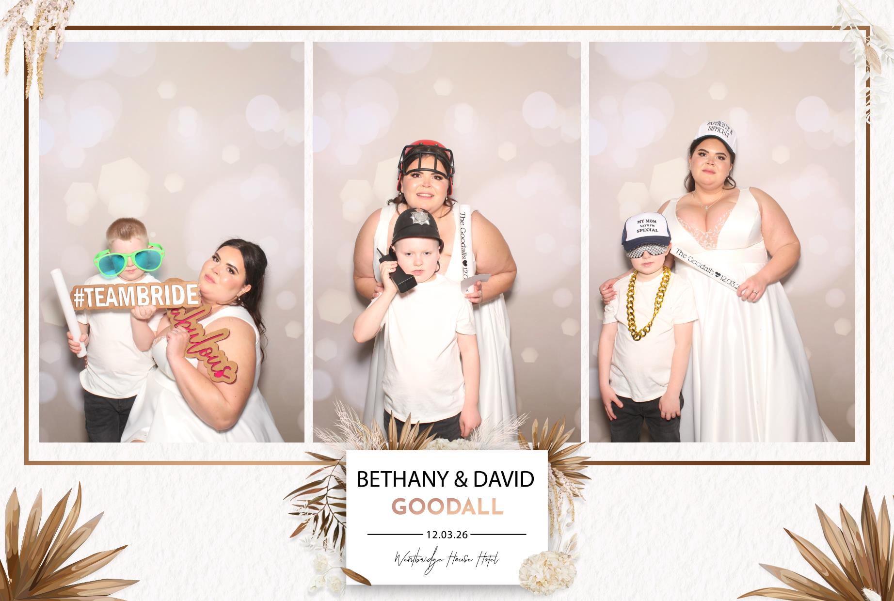 Bethany and David | View more photos from the event at gallery.blissbooth.co.uk/u/BlissBooth/Bethany-and-David