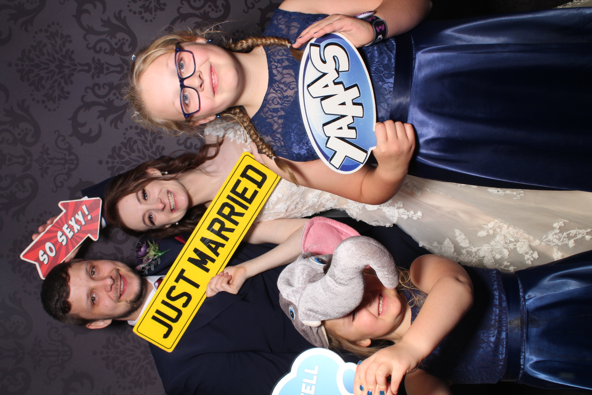 Alice and Frazer | View more photos from the event at gallery.boothtube.co.uk/u/BoothtubeLtd/Alice-and-Frazer