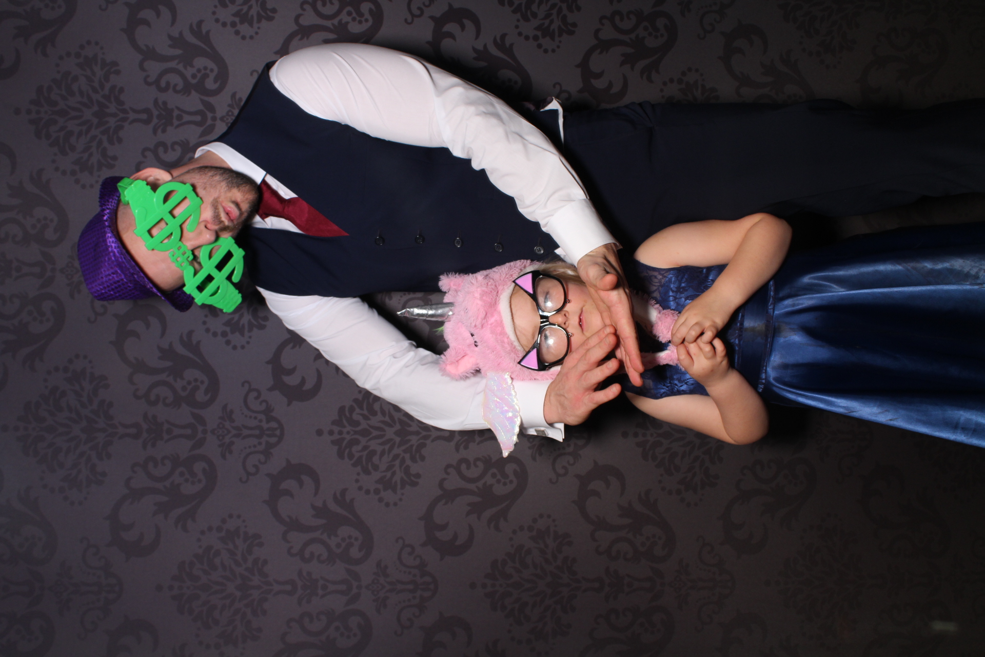 Alice and Frazer | View more photos from the event at gallery.boothtube.co.uk/u/BoothtubeLtd/Alice-and-Frazer