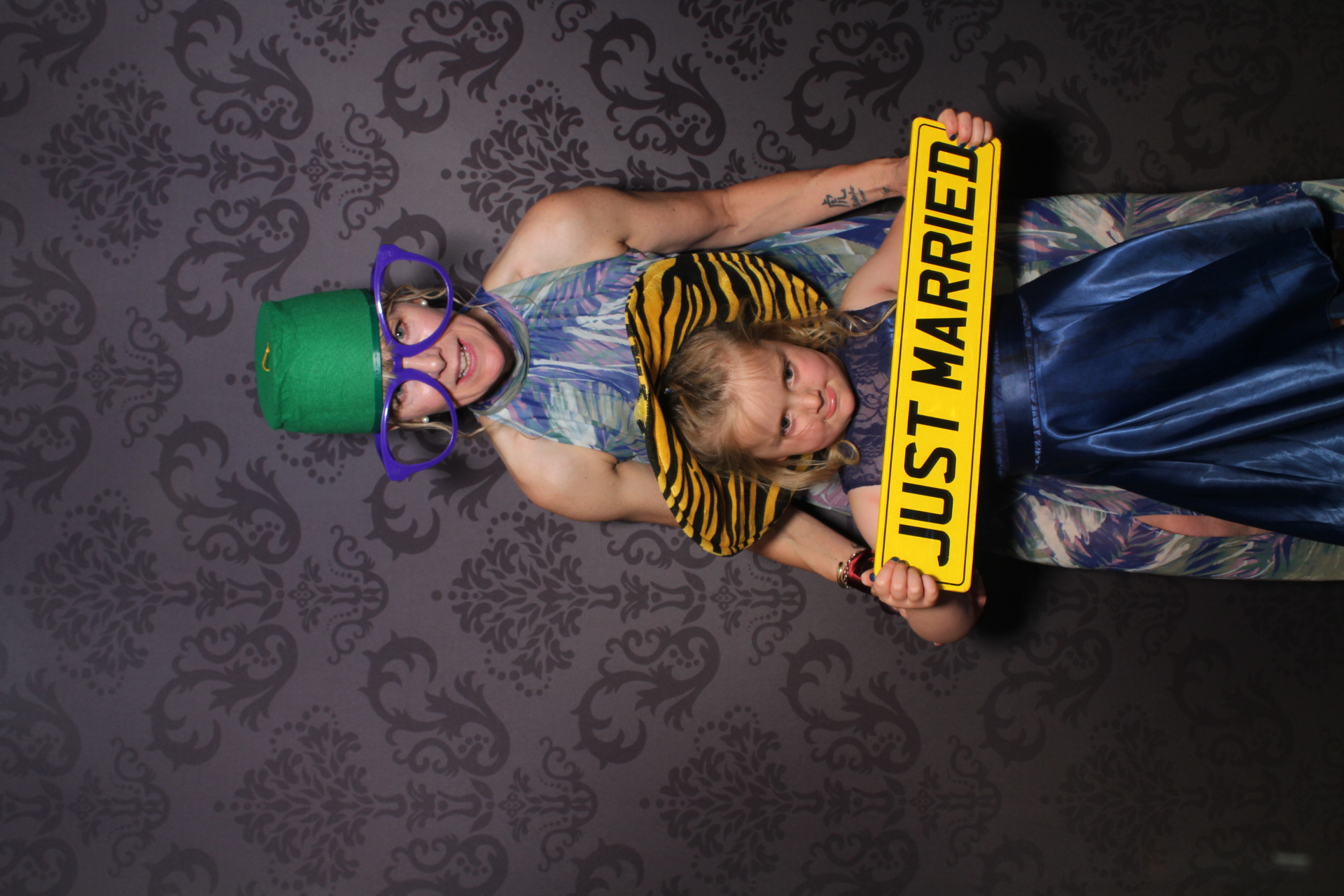 Alice and Frazer | View more photos from the event at gallery.boothtube.co.uk/u/BoothtubeLtd/Alice-and-Frazer