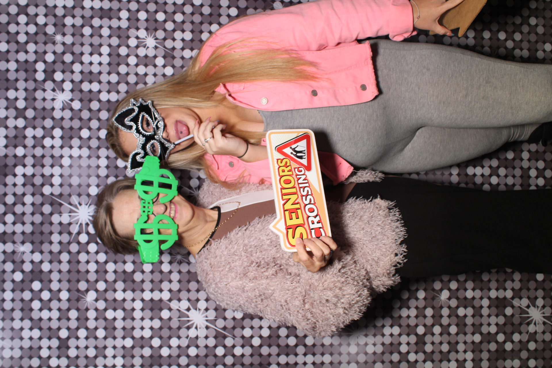 Caroline and Darren | View more photos from the event at gallery.boothtube.co.uk/u/BoothtubeLtd/Caroline-and-Darren