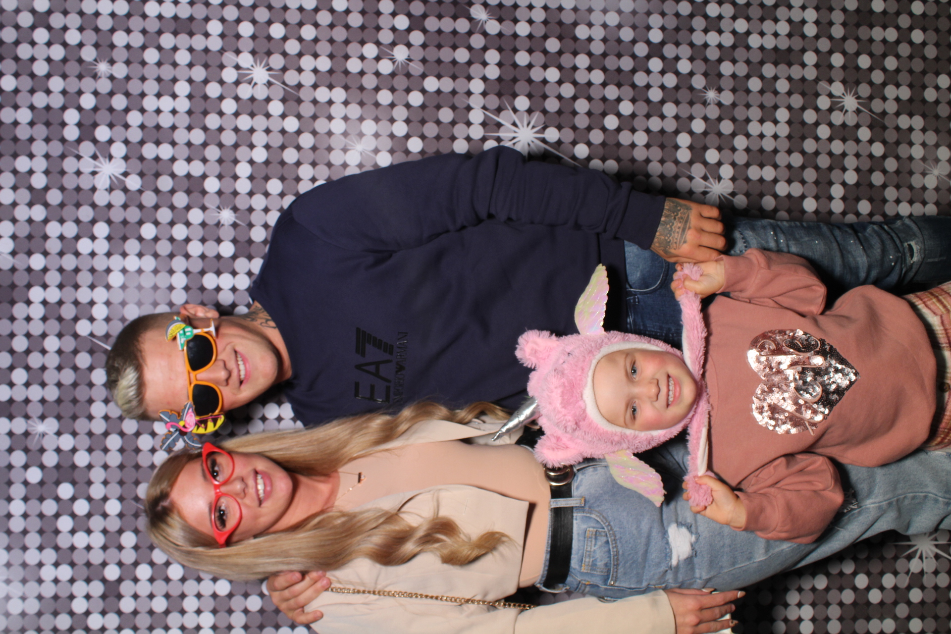 Caroline and Darren | View more photos from the event at gallery.boothtube.co.uk/u/BoothtubeLtd/Caroline-and-Darren