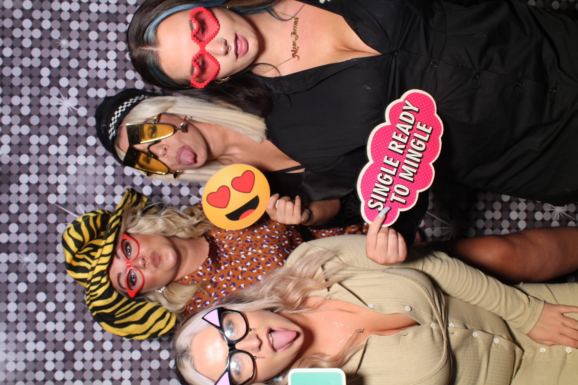 Caroline and Darren | View more photos from the event at gallery.boothtube.co.uk/u/BoothtubeLtd/Caroline-and-Darren