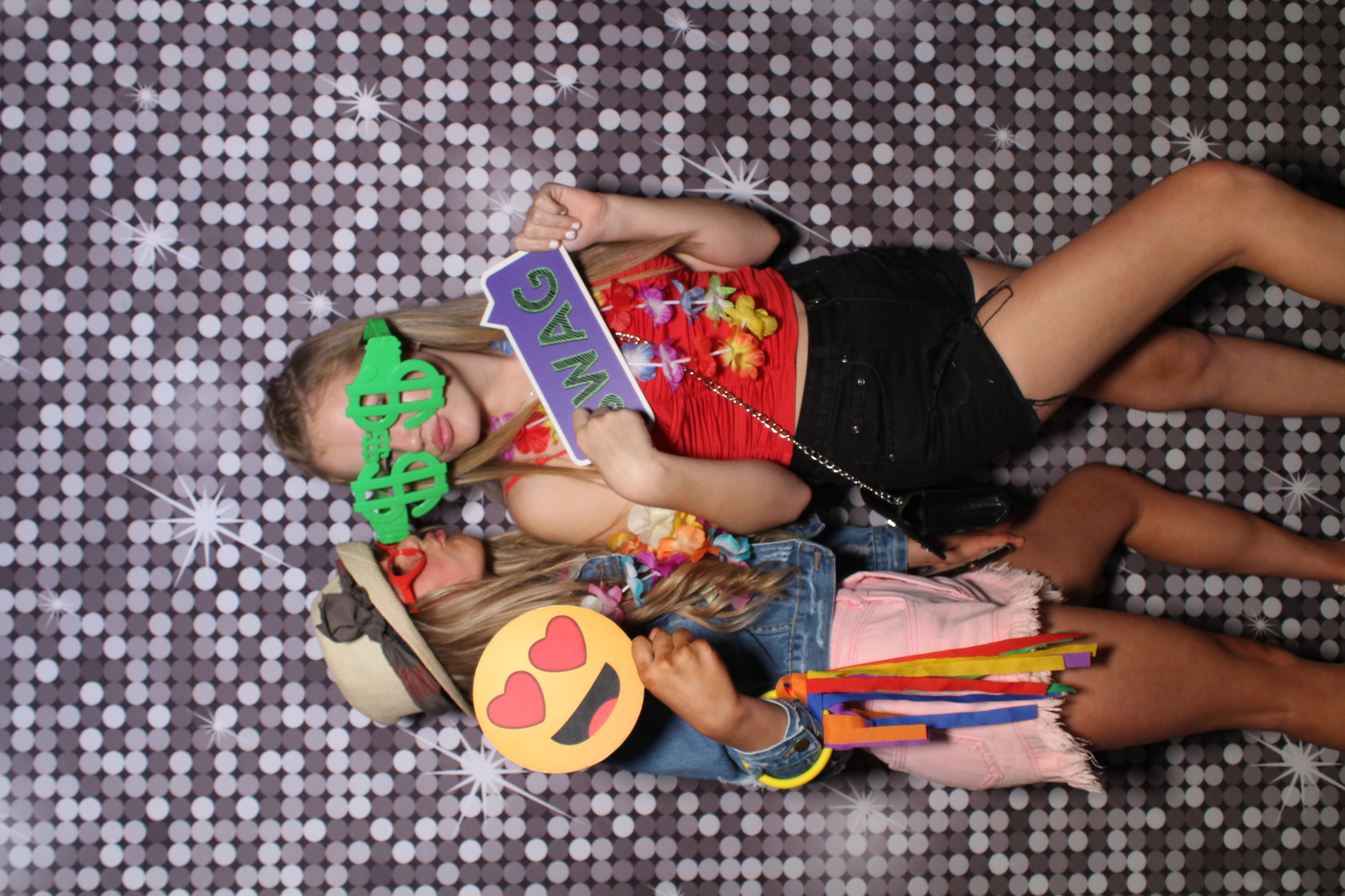 Caroline and Darren | View more photos from the event at gallery.boothtube.co.uk/u/BoothtubeLtd/Caroline-and-Darren