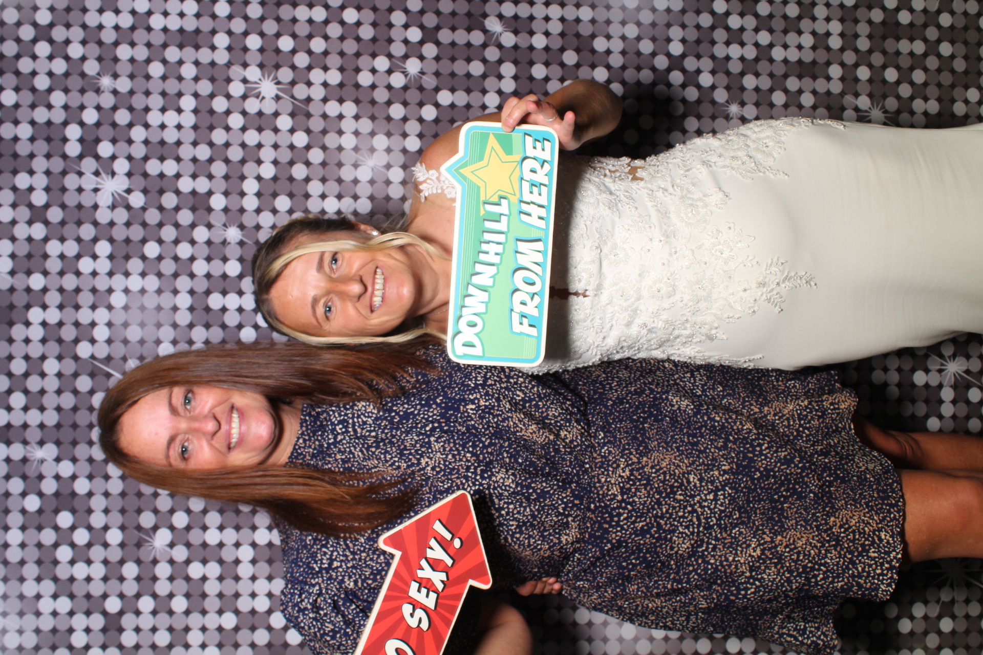 Caroline and Darren | View more photos from the event at gallery.boothtube.co.uk/u/BoothtubeLtd/Caroline-and-Darren