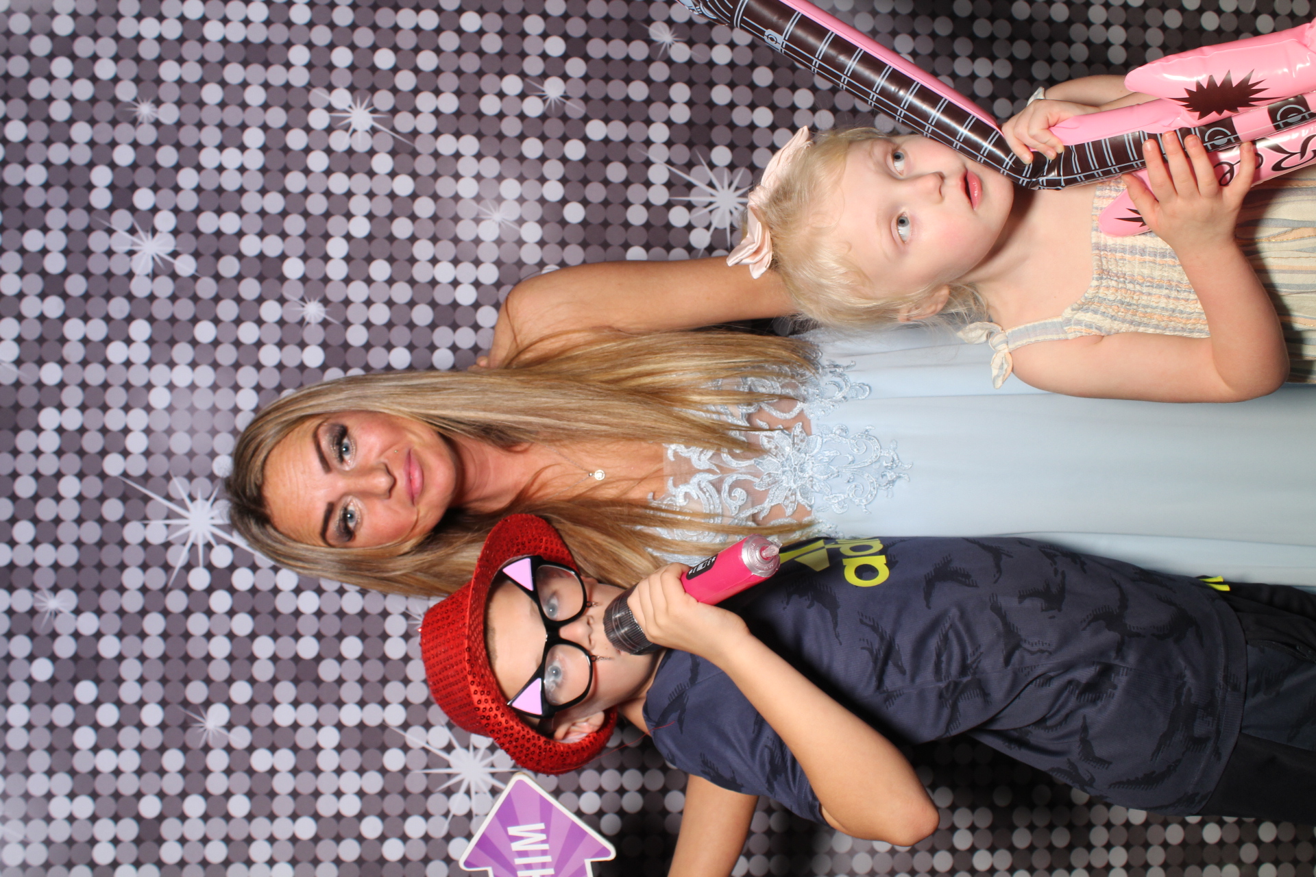 Caroline and Darren | View more photos from the event at gallery.boothtube.co.uk/u/BoothtubeLtd/Caroline-and-Darren