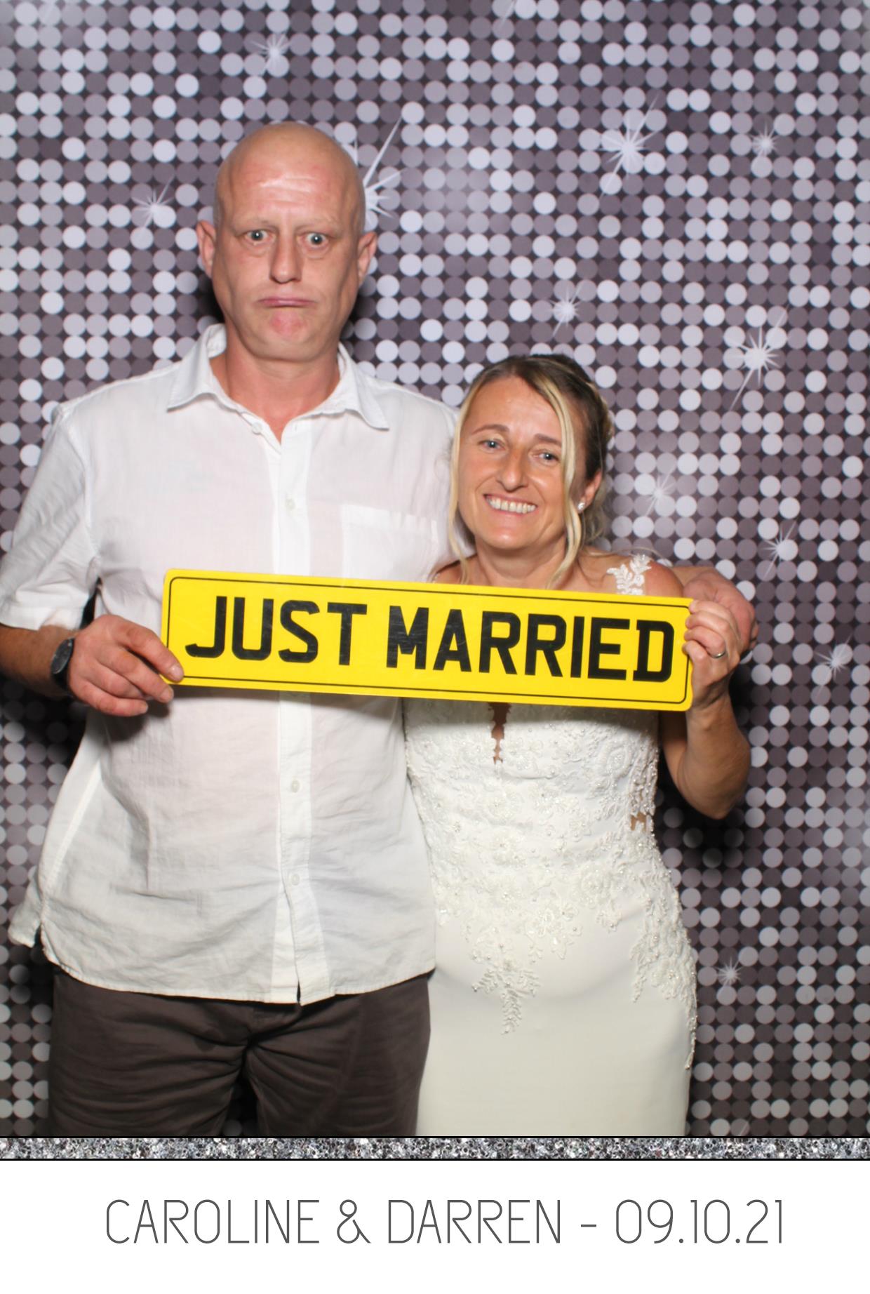 Caroline and Darren | View more photos from the event at gallery.boothtube.co.uk/u/BoothtubeLtd/Caroline-and-Darren