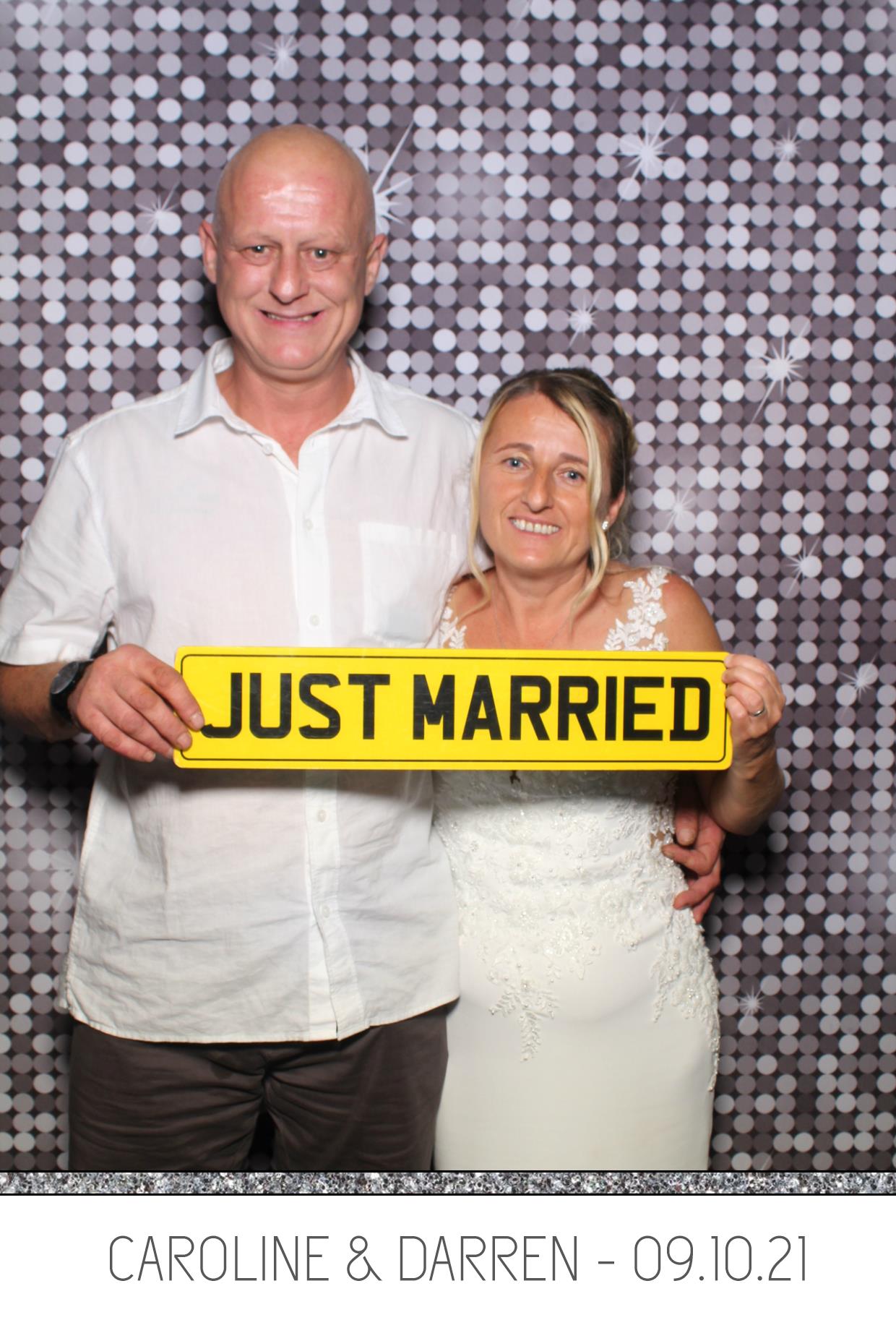 Caroline and Darren | View more photos from the event at gallery.boothtube.co.uk/u/BoothtubeLtd/Caroline-and-Darren