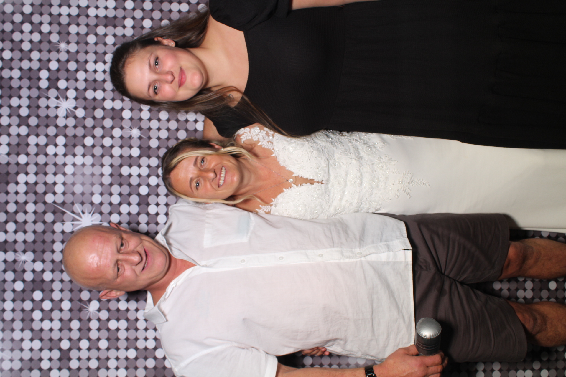 Caroline and Darren | View more photos from the event at gallery.boothtube.co.uk/u/BoothtubeLtd/Caroline-and-Darren