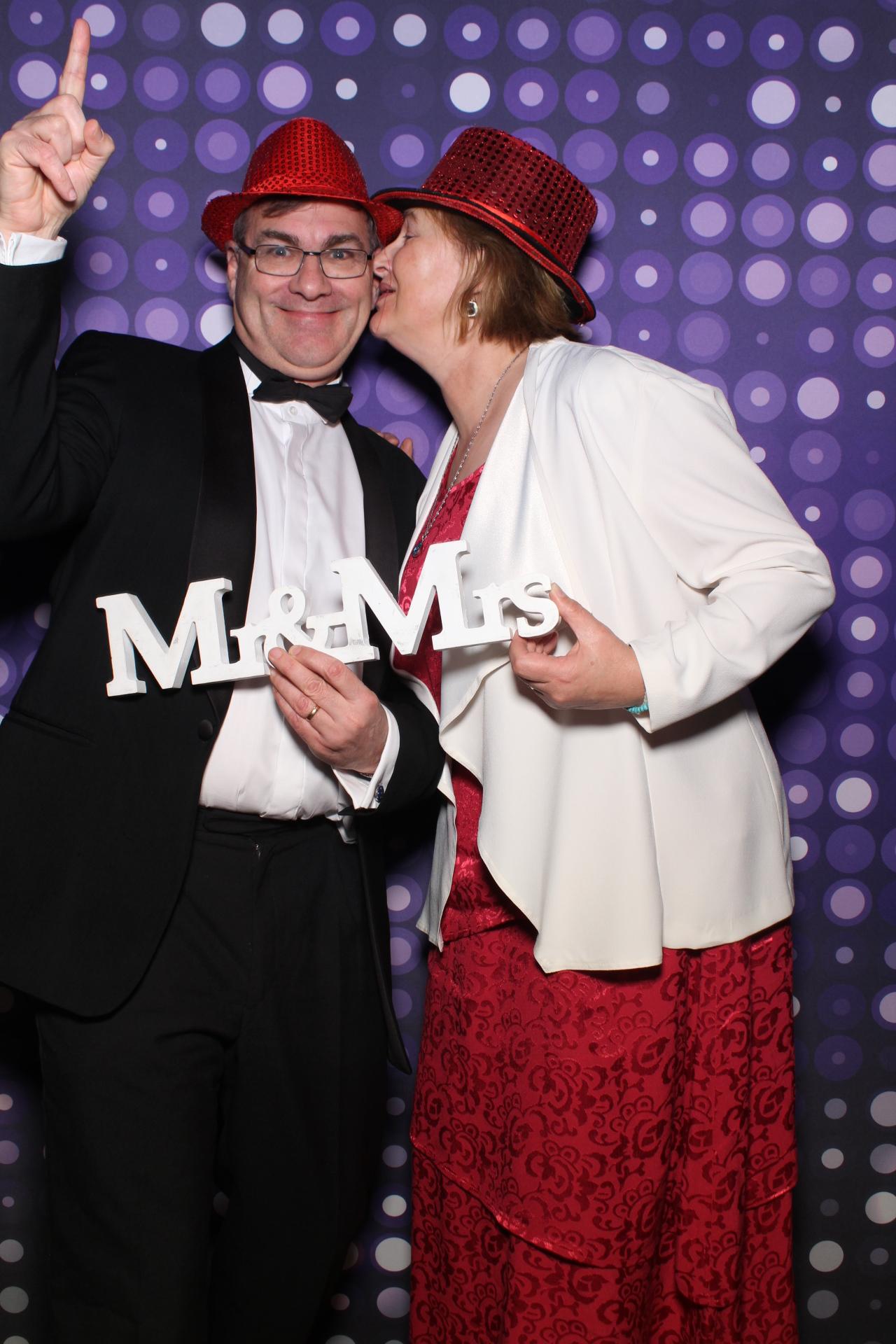 Caroline and David | View more photos from the event at gallery.boothtube.co.uk/u/BoothtubeLtd/Caroline-and-David