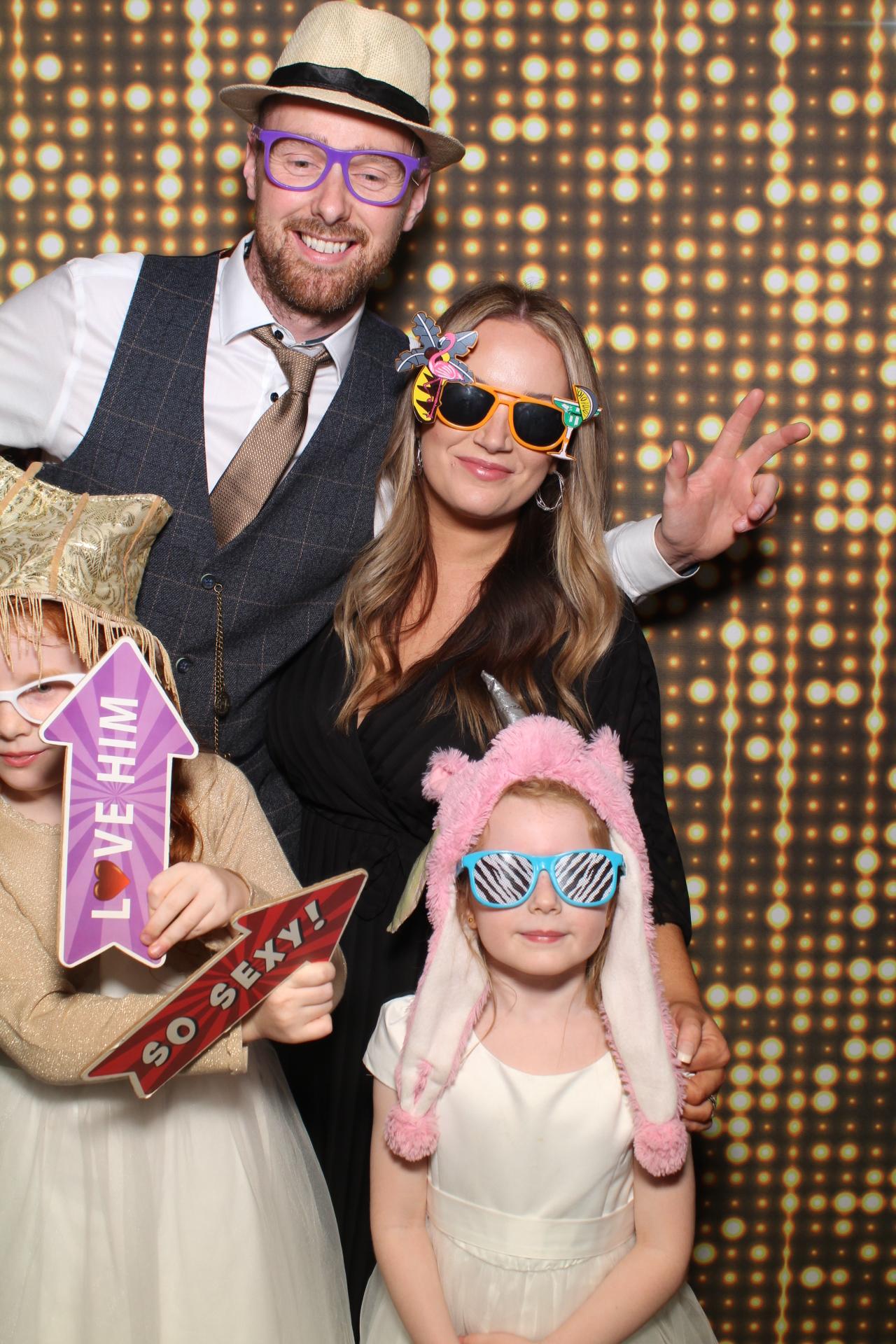 Emma and Nathan | View more photos from the event at gallery.boothtube.co.uk/u/BoothtubeLtd/Emma-and-Nathan