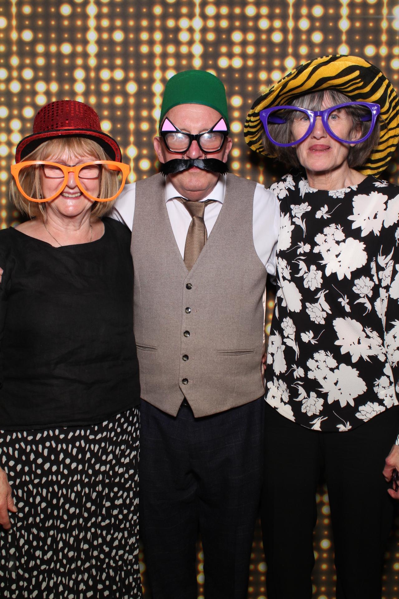 Emma and Nathan | View more photos from the event at gallery.boothtube.co.uk/u/BoothtubeLtd/Emma-and-Nathan