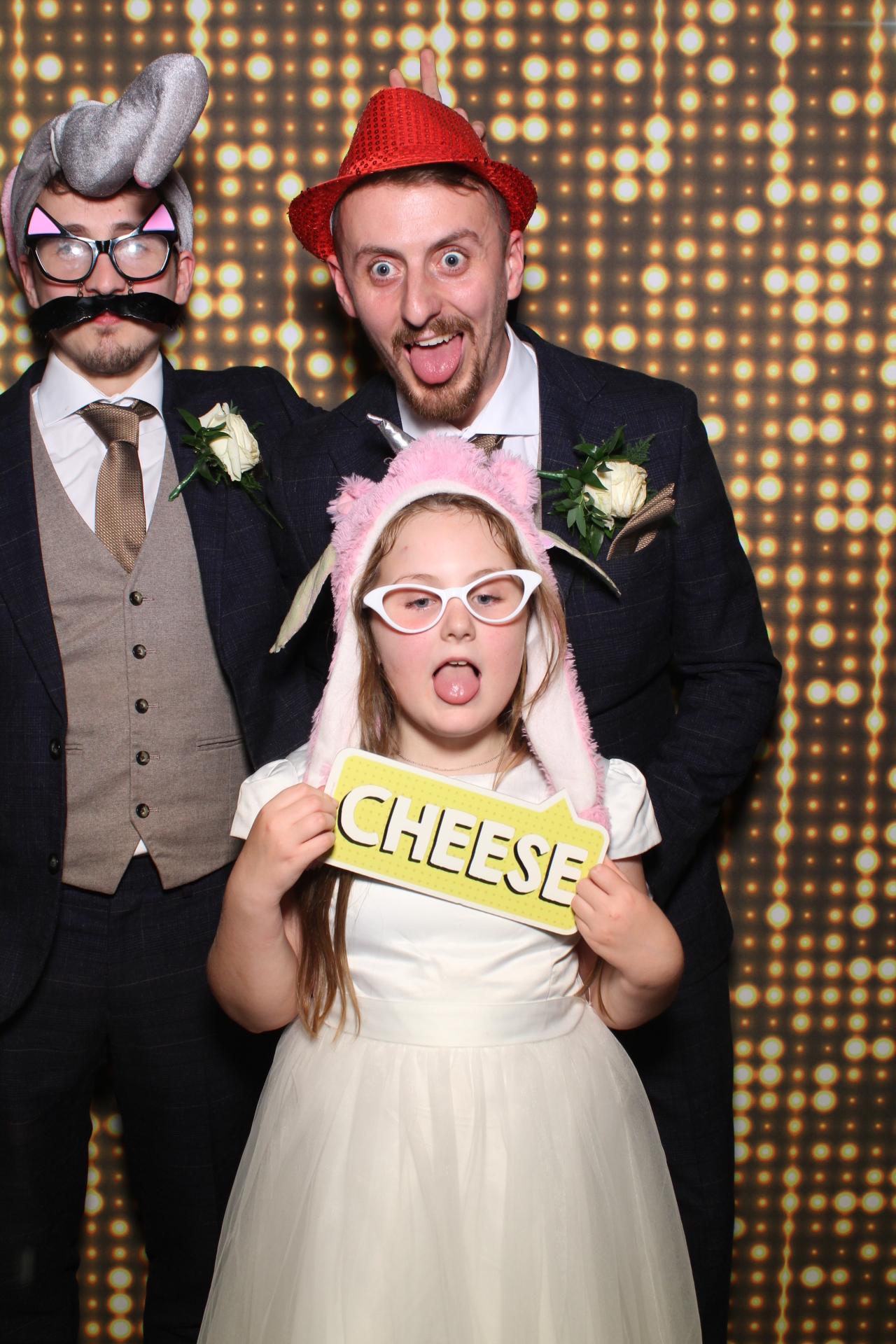 Emma and Nathan | View more photos from the event at gallery.boothtube.co.uk/u/BoothtubeLtd/Emma-and-Nathan