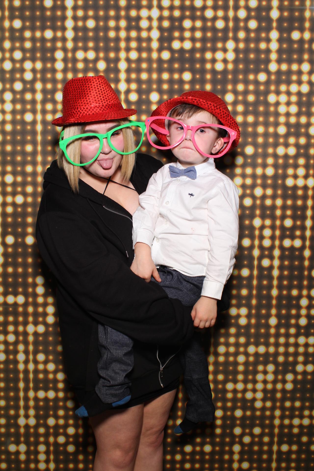 Emma and Nathan | View more photos from the event at gallery.boothtube.co.uk/u/BoothtubeLtd/Emma-and-Nathan