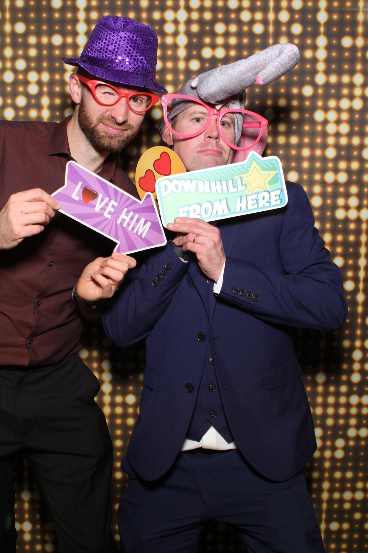 Emma and Nathan | View more photos from the event at gallery.boothtube.co.uk/u/BoothtubeLtd/Emma-and-Nathan