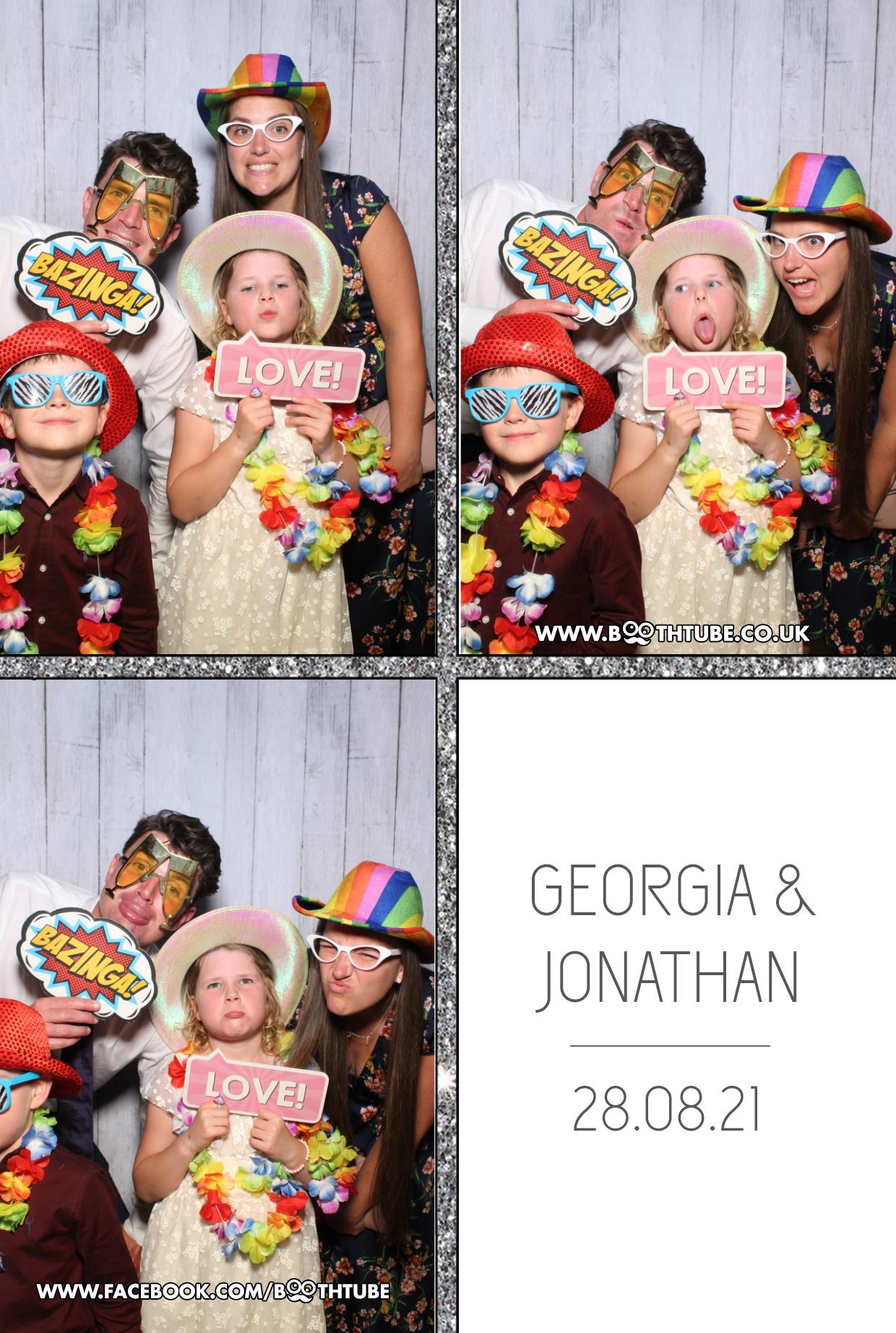 Georgia and Jonathan | View more photos from the event at gallery.boothtube.co.uk/u/BoothtubeLtd/Georgia-and-Jonathan