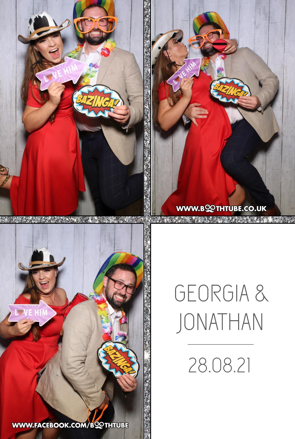 Georgia and Jonathan | View more photos from the event at gallery.boothtube.co.uk/u/BoothtubeLtd/Georgia-and-Jonathan