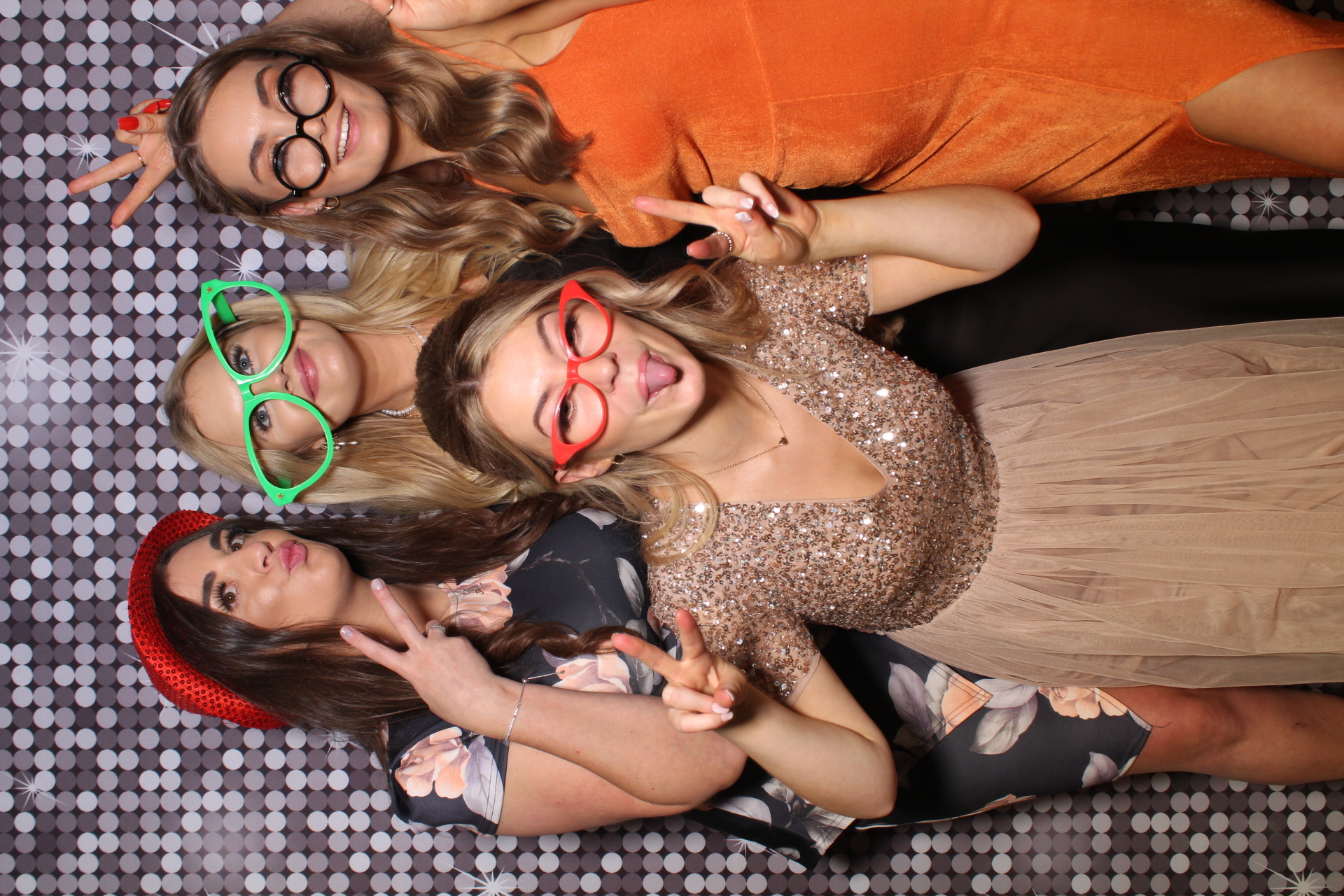 Hayley and John | View more photos from the event at gallery.boothtube.co.uk/u/BoothtubeLtd/Hayley-and-John