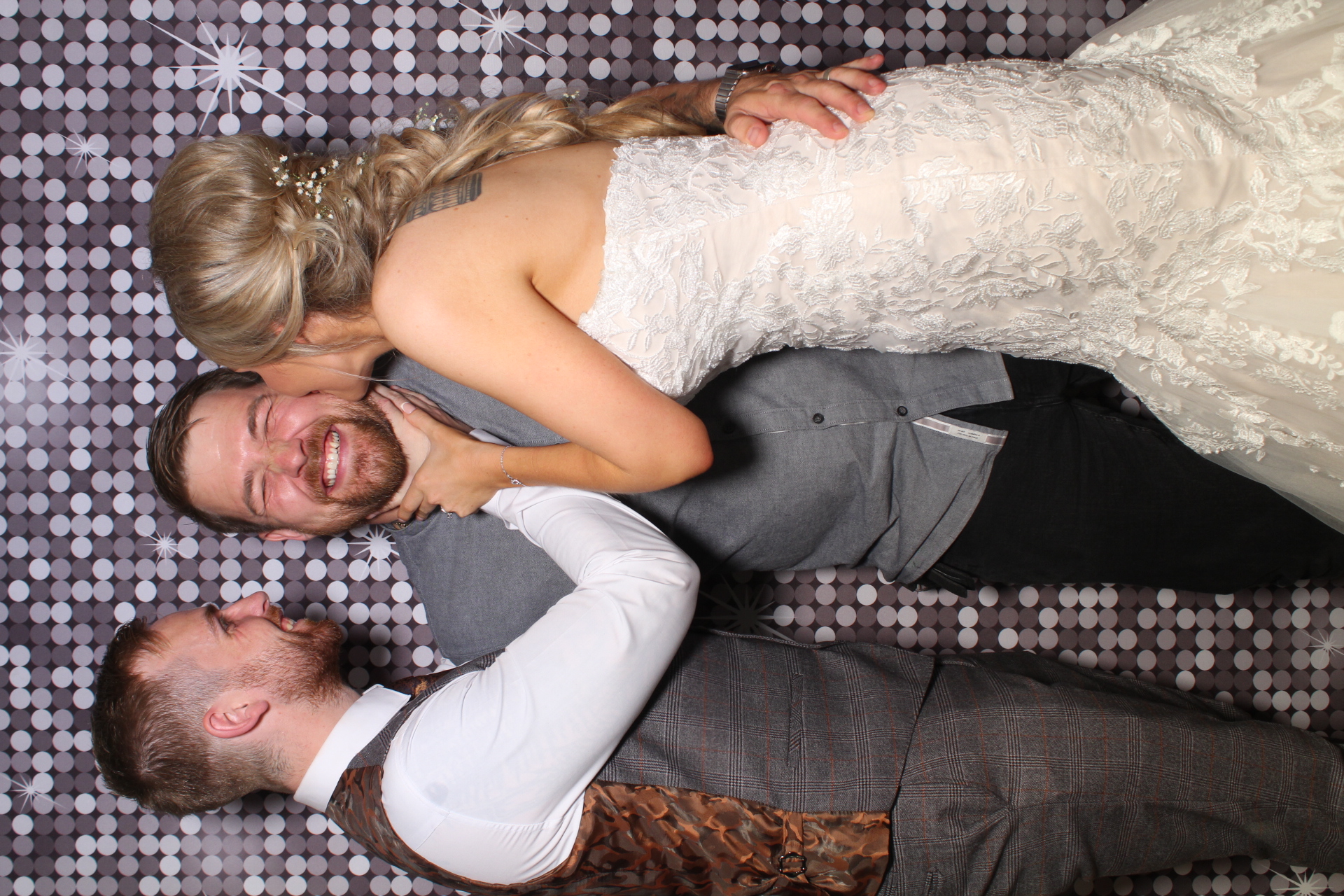 Hayley and John | View more photos from the event at gallery.boothtube.co.uk/u/BoothtubeLtd/Hayley-and-John