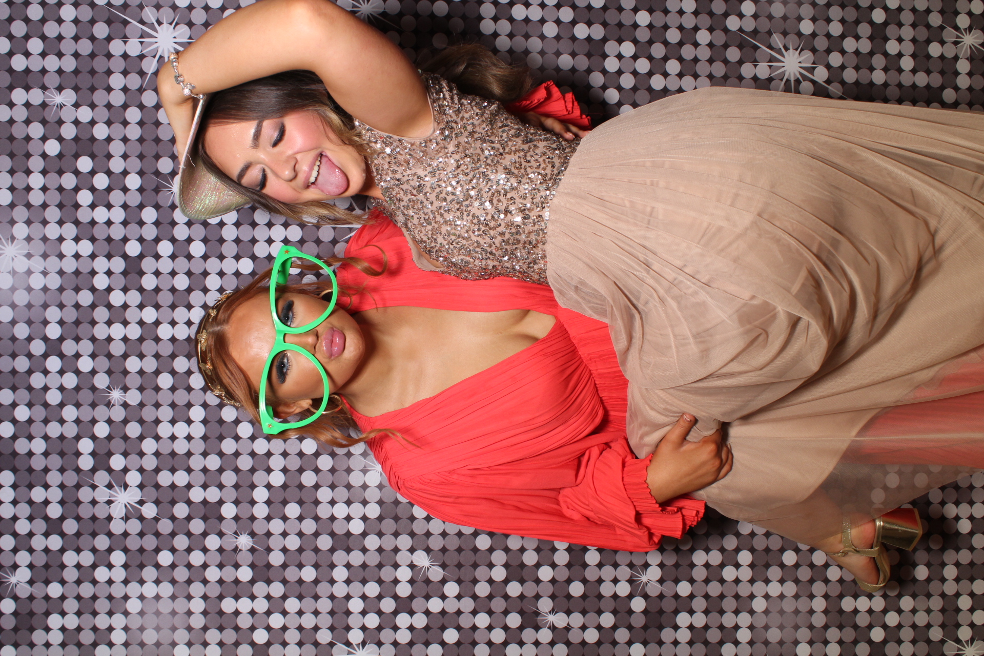 Hayley and John | View more photos from the event at gallery.boothtube.co.uk/u/BoothtubeLtd/Hayley-and-John