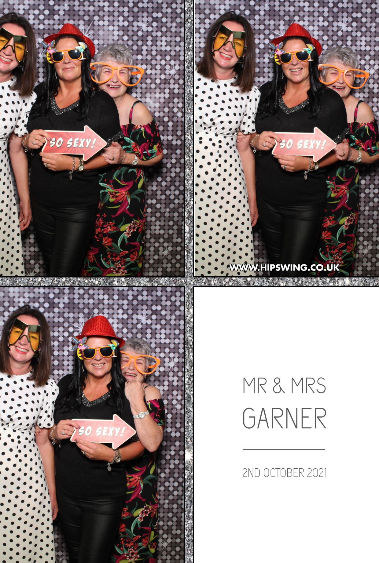 Kayleigh and Adam | View more photos from the event at gallery.boothtube.co.uk/u/BoothtubeLtd/Kayleigh-and-Adam