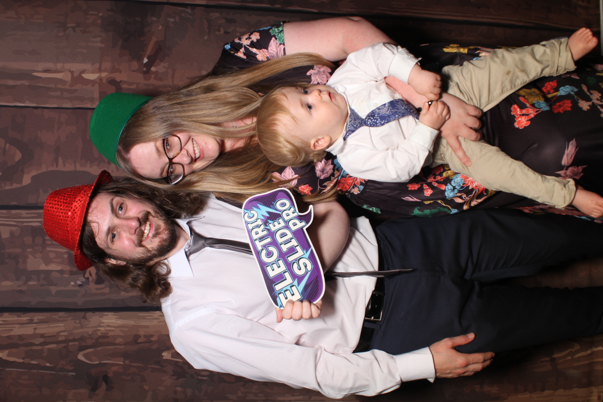 Mr & Mrs Bettley | View more photos from the event at gallery.boothtube.co.uk/u/BoothtubeLtd/Mr-Mrs-Bettley