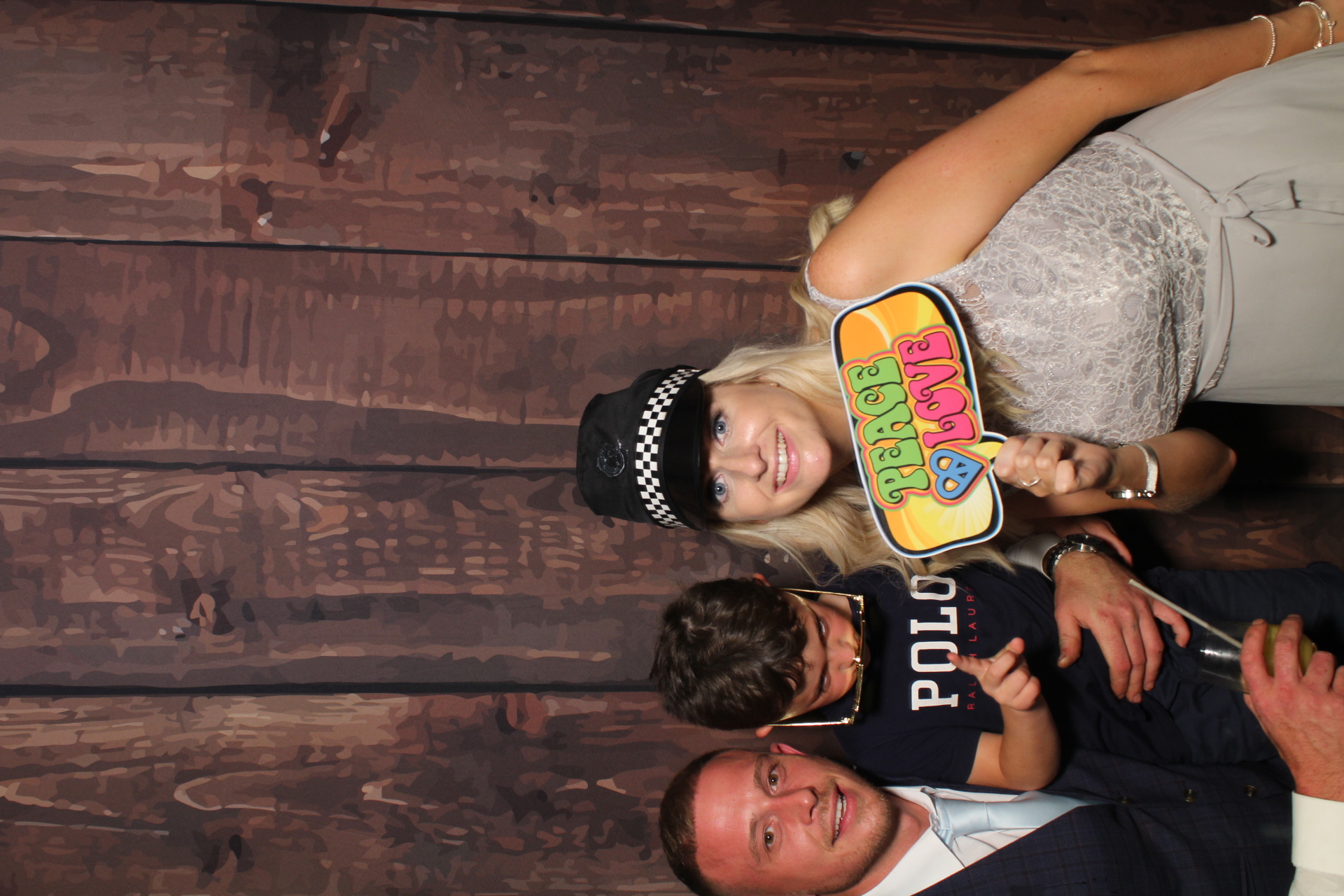 Mr & Mrs Bettley | View more photos from the event at gallery.boothtube.co.uk/u/BoothtubeLtd/Mr-Mrs-Bettley