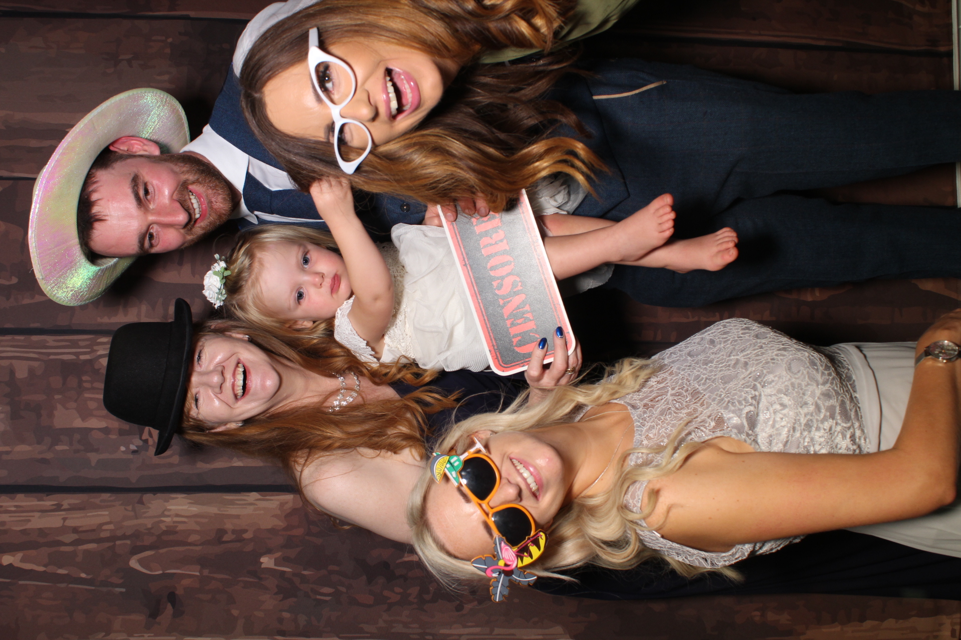 Mr & Mrs Bettley | View more photos from the event at gallery.boothtube.co.uk/u/BoothtubeLtd/Mr-Mrs-Bettley