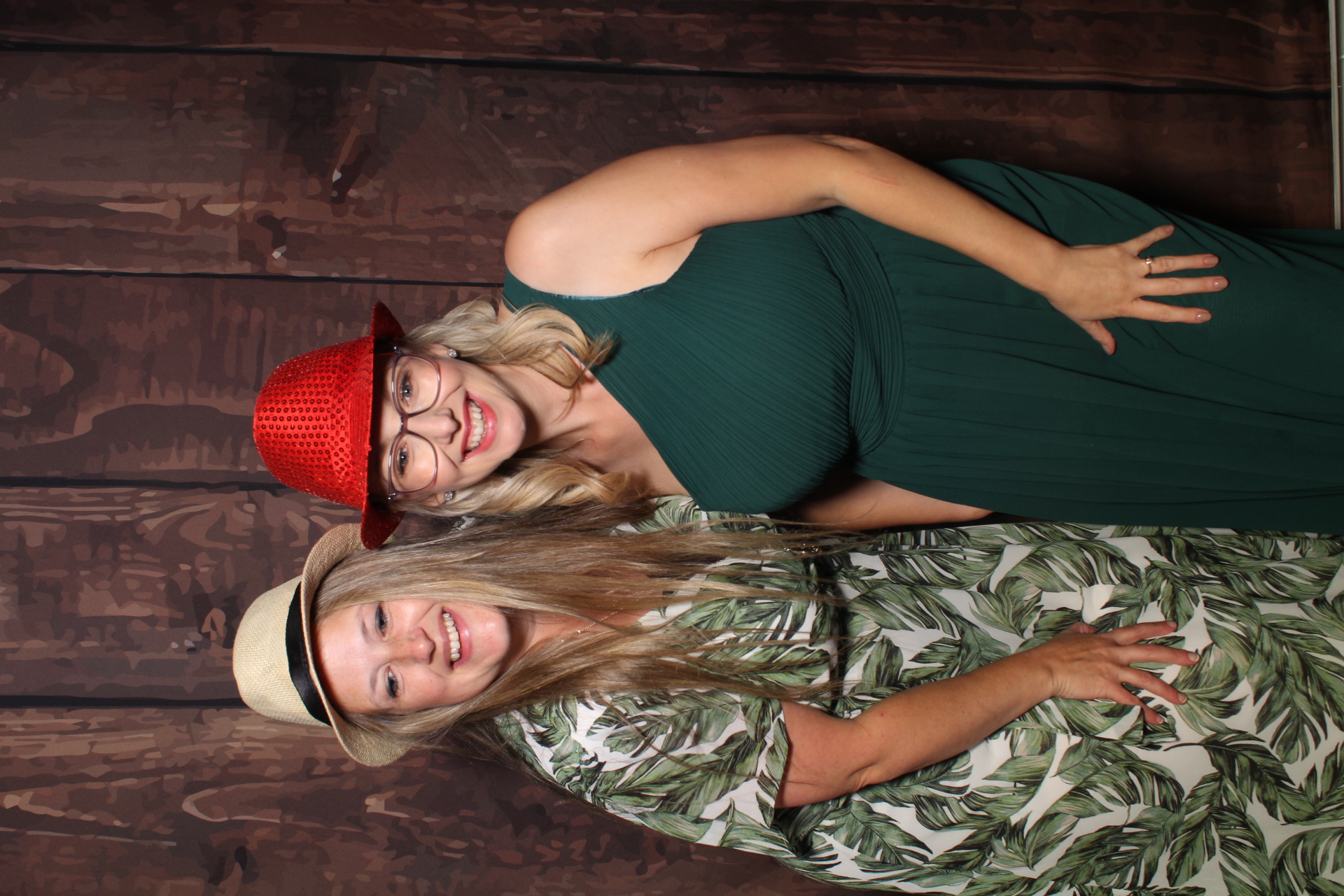 Mr & Mrs Bettley | View more photos from the event at gallery.boothtube.co.uk/u/BoothtubeLtd/Mr-Mrs-Bettley