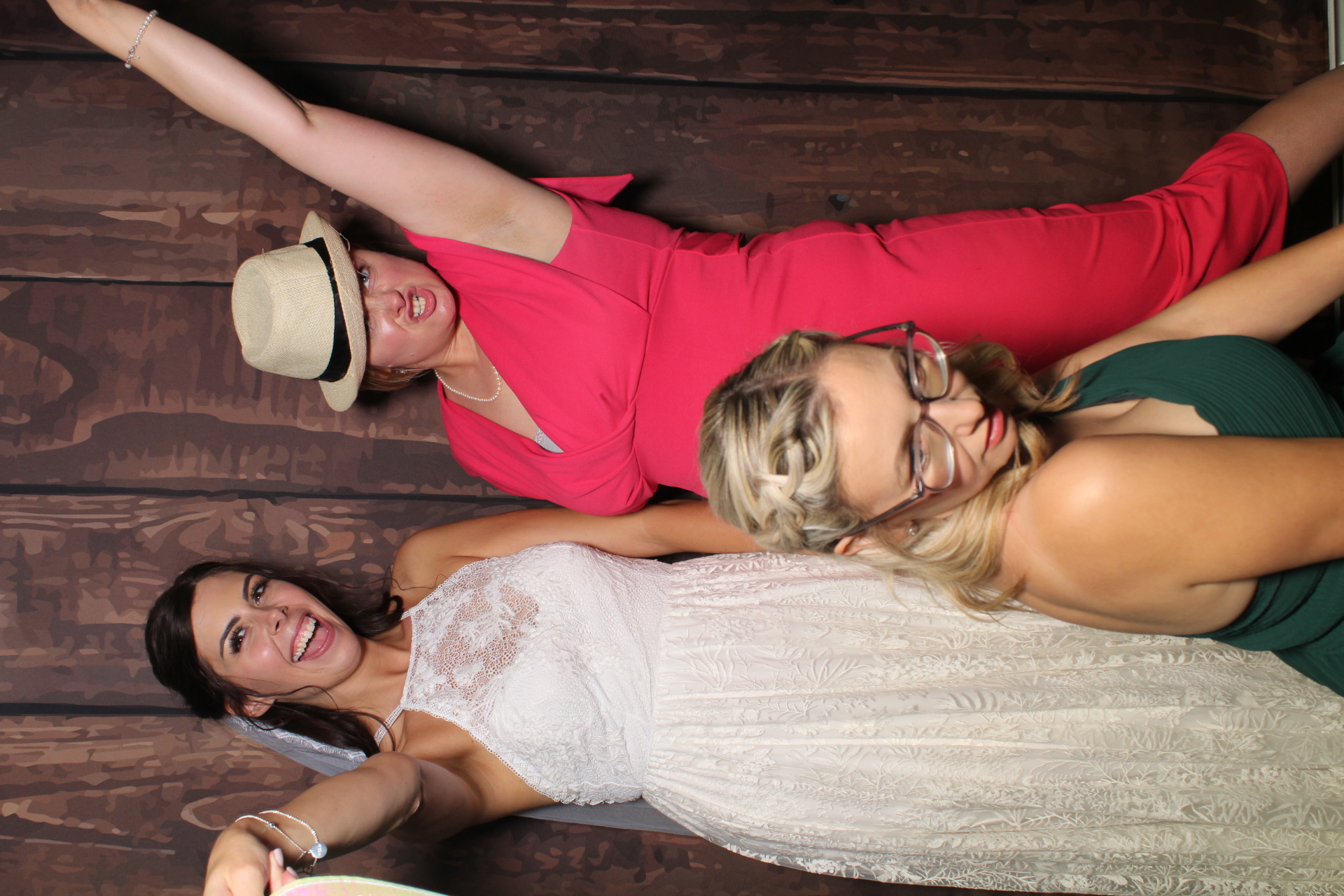 Mr & Mrs Bettley | View more photos from the event at gallery.boothtube.co.uk/u/BoothtubeLtd/Mr-Mrs-Bettley