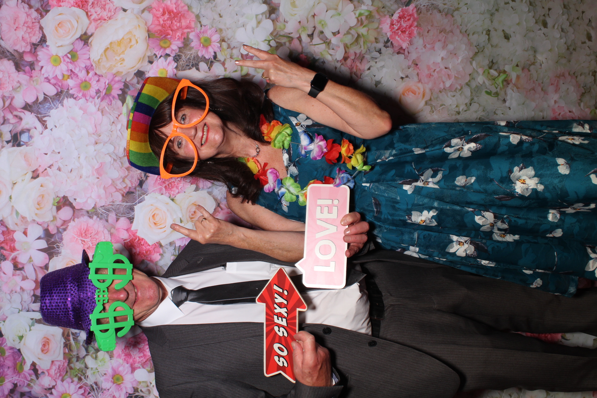 Mr & Mrs Davies | View more photos from the event at gallery.boothtube.co.uk/u/BoothtubeLtd/Mr-Mrs-Davies