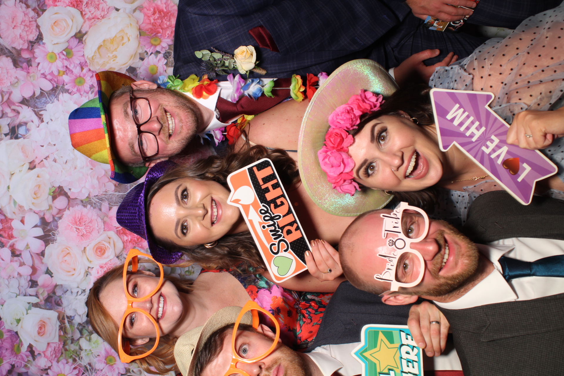 Mr & Mrs Davies | View more photos from the event at gallery.boothtube.co.uk/u/BoothtubeLtd/Mr-Mrs-Davies