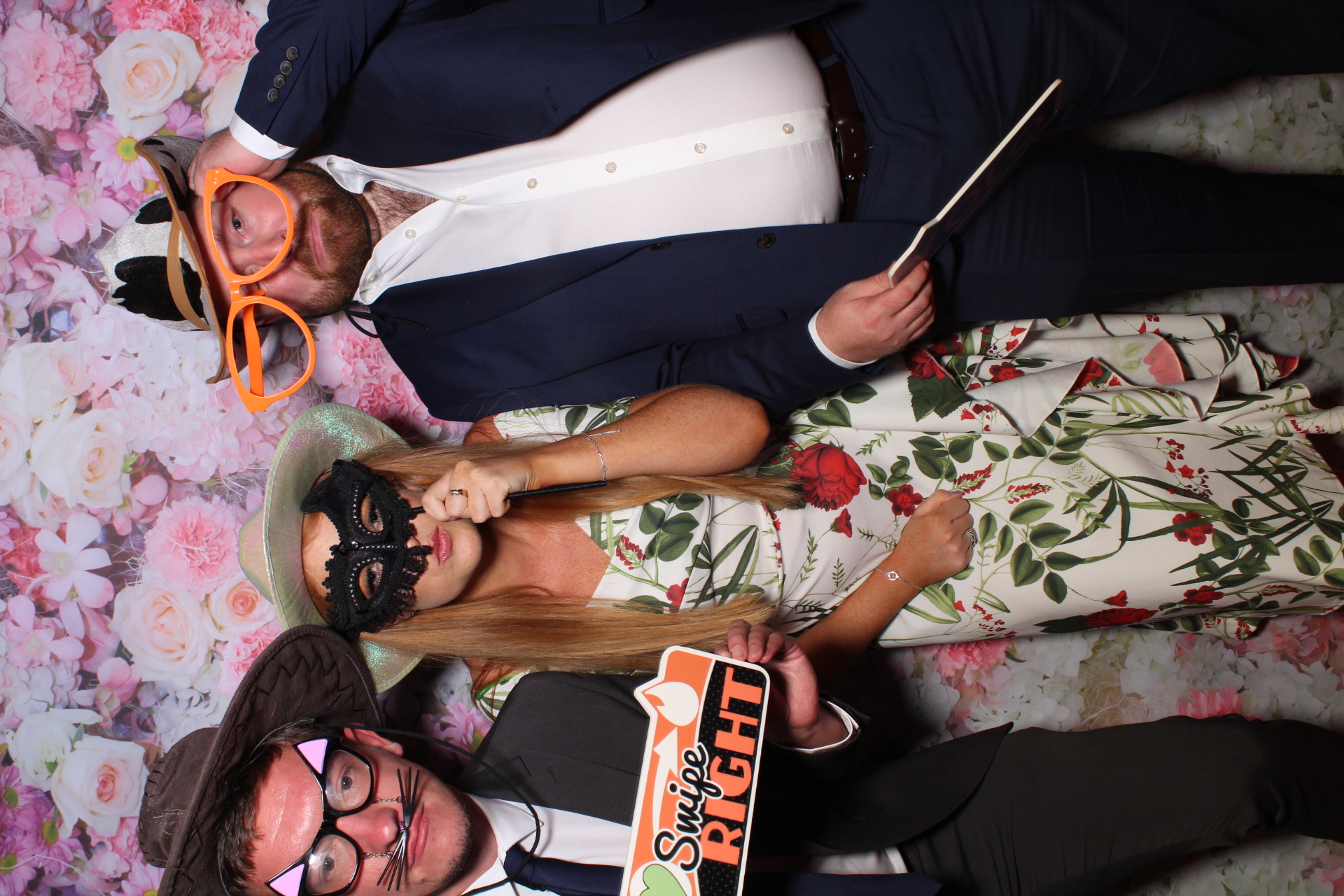 Mr & Mrs Davies | View more photos from the event at gallery.boothtube.co.uk/u/BoothtubeLtd/Mr-Mrs-Davies