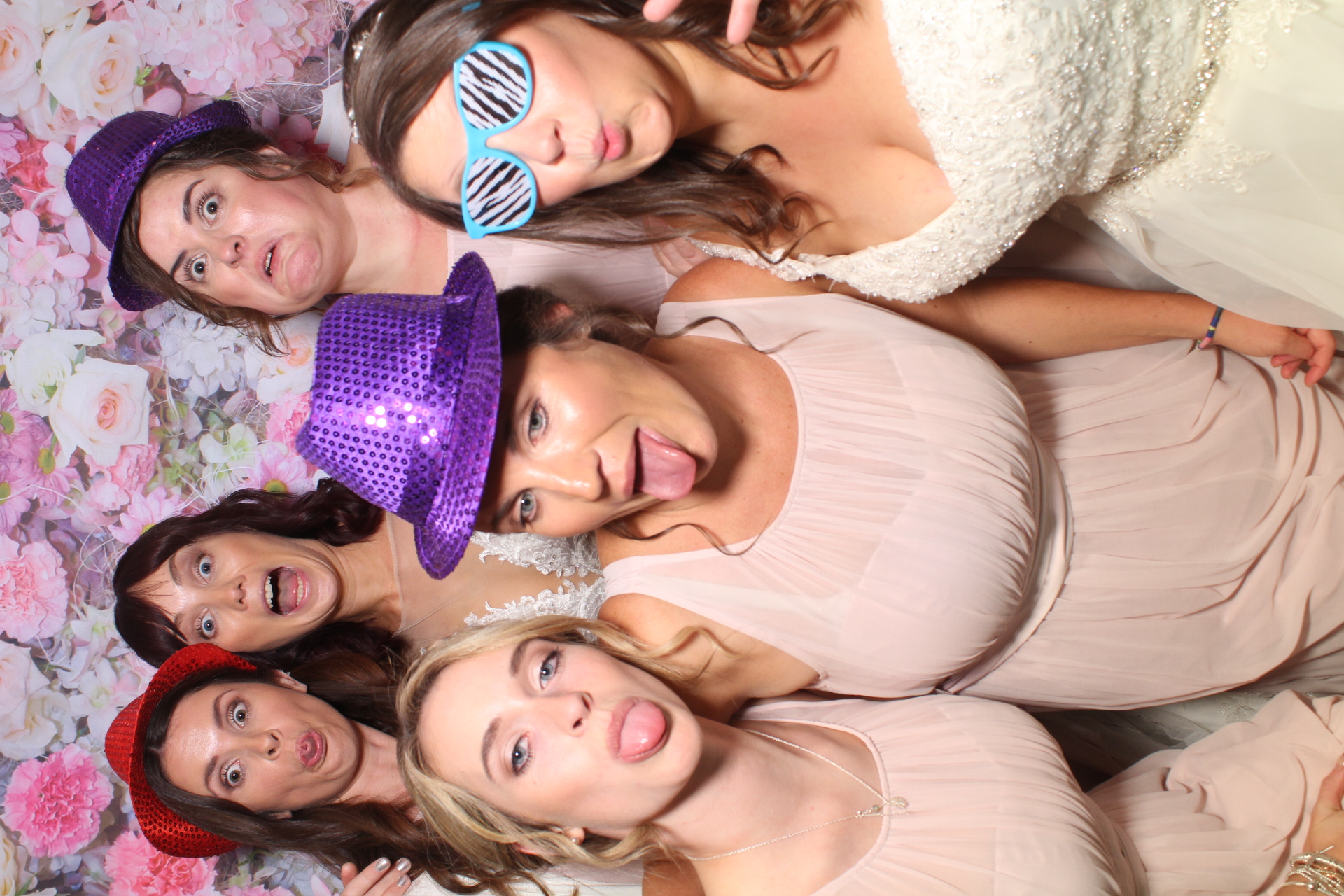 Quinn Wedding Party | View more photos from the event at gallery.boothtube.co.uk/u/BoothtubeLtd/Quinn-Wedding-Party