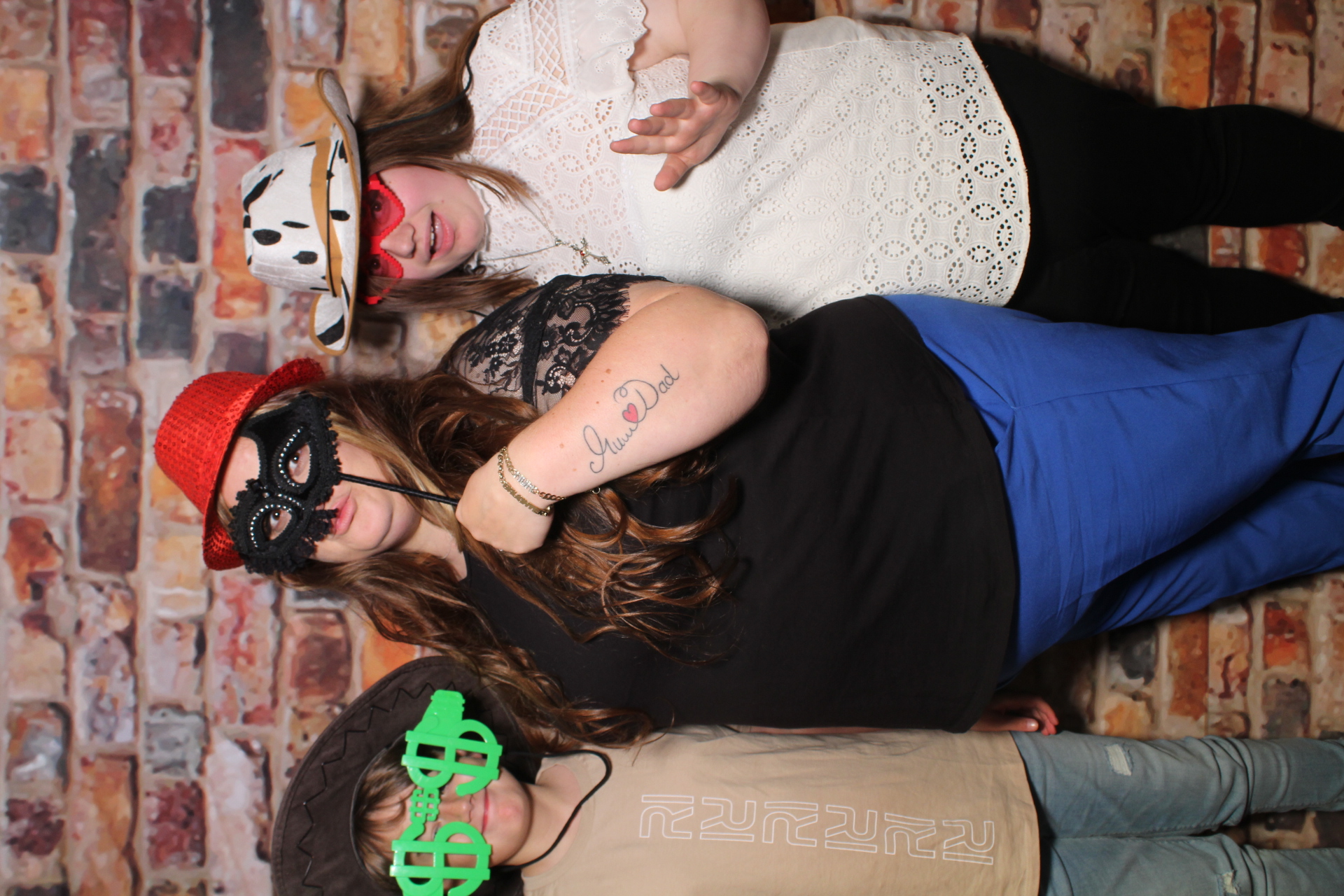 Sarah & Michael | View more photos from the event at gallery.boothtube.co.uk/u/BoothtubeLtd/Sarah-Michael