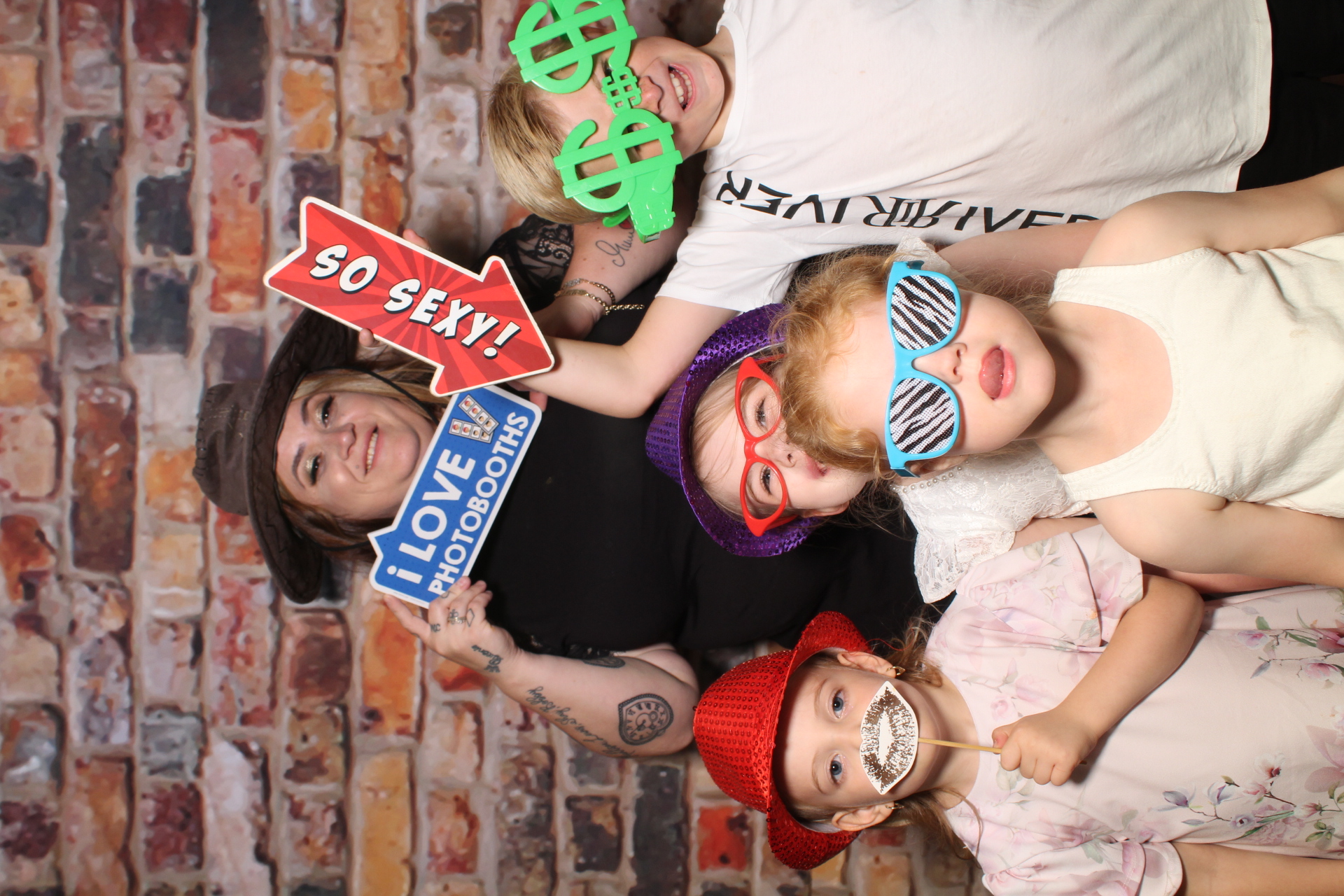 Sarah & Michael | View more photos from the event at gallery.boothtube.co.uk/u/BoothtubeLtd/Sarah-Michael