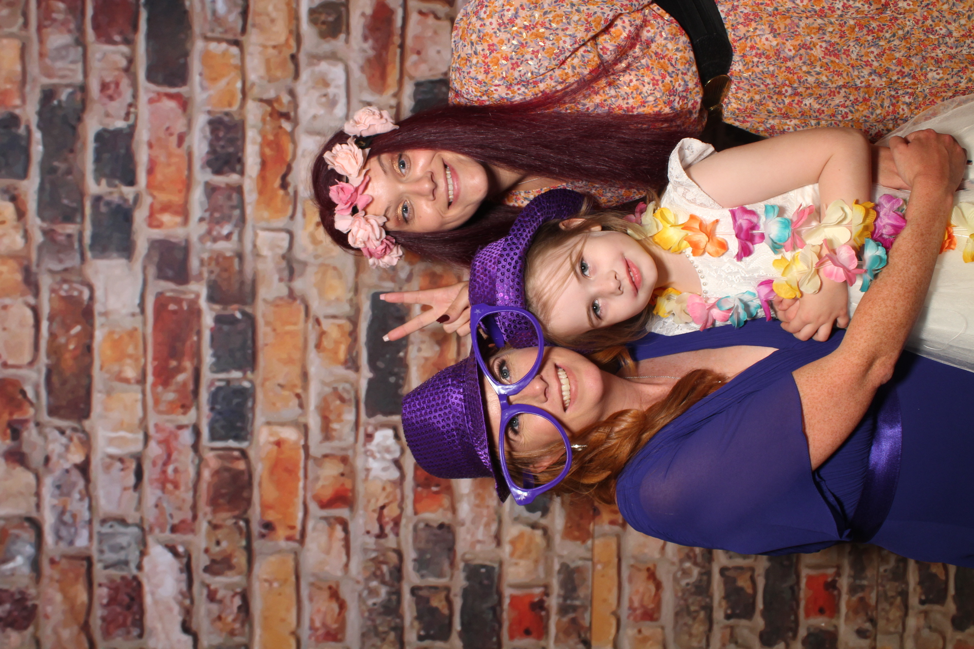 Sarah & Michael | View more photos from the event at gallery.boothtube.co.uk/u/BoothtubeLtd/Sarah-Michael